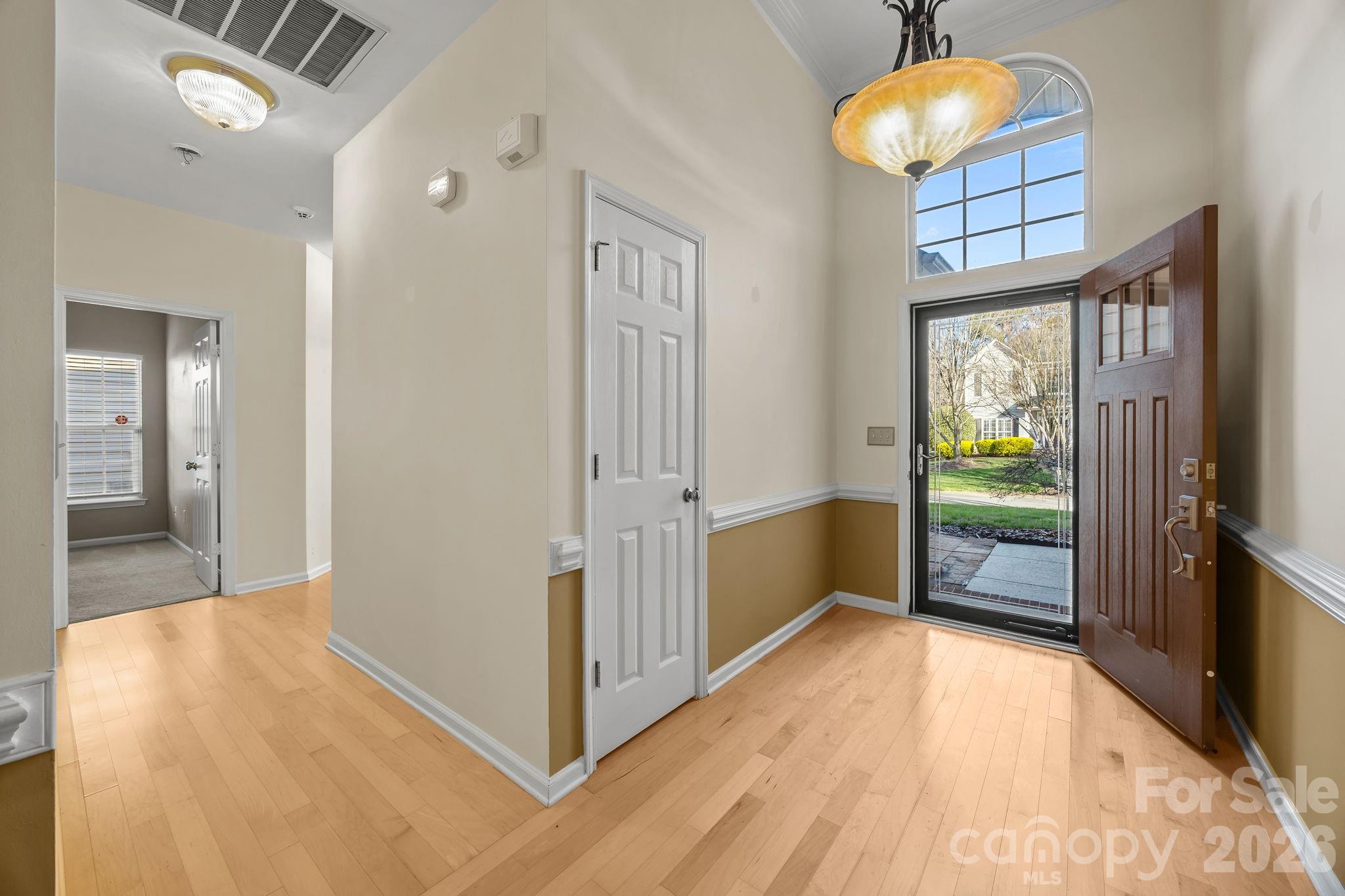 12602 Kemerton Lane — Huntersville