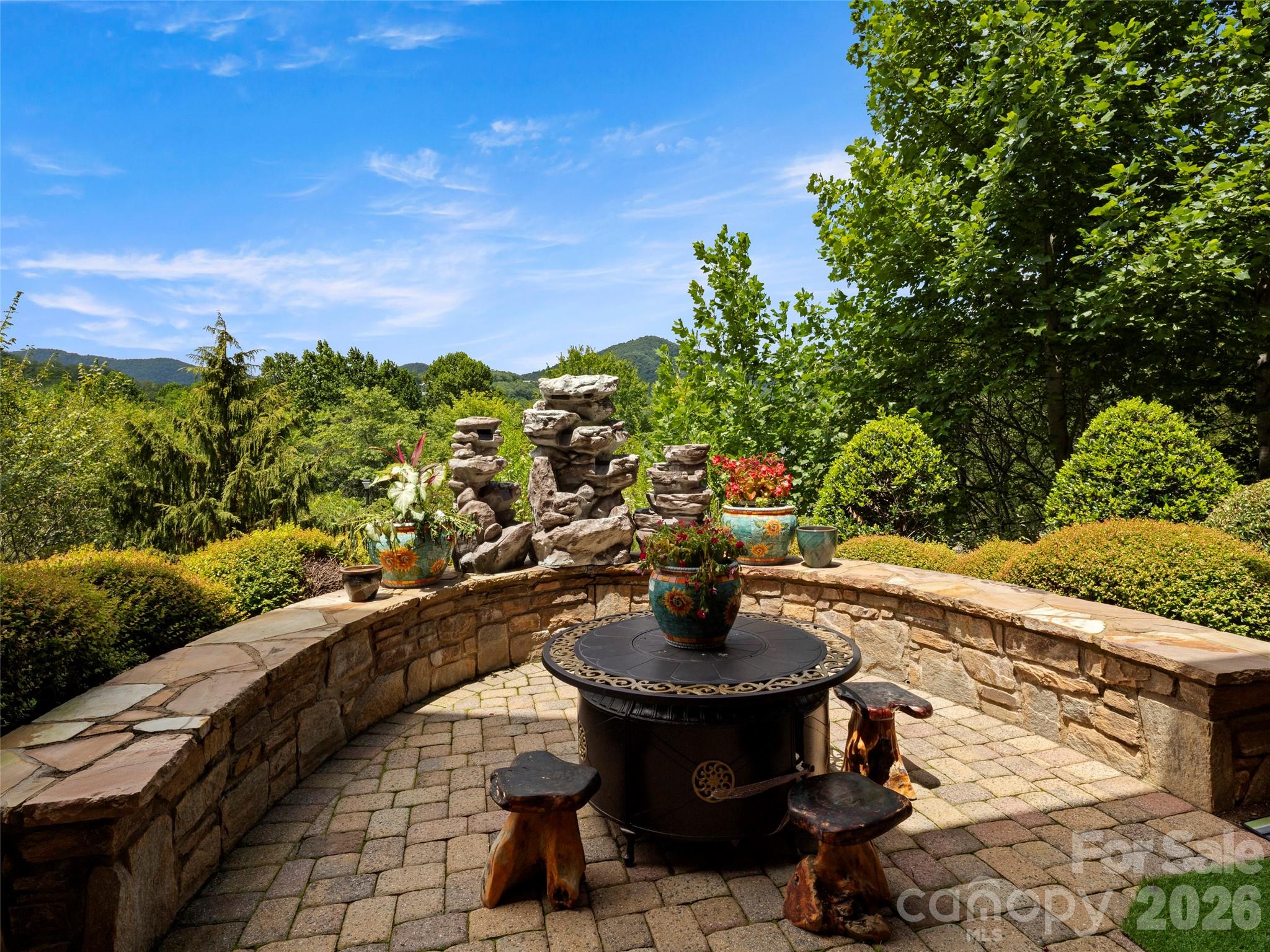 26 Village Oak Drive — Arden