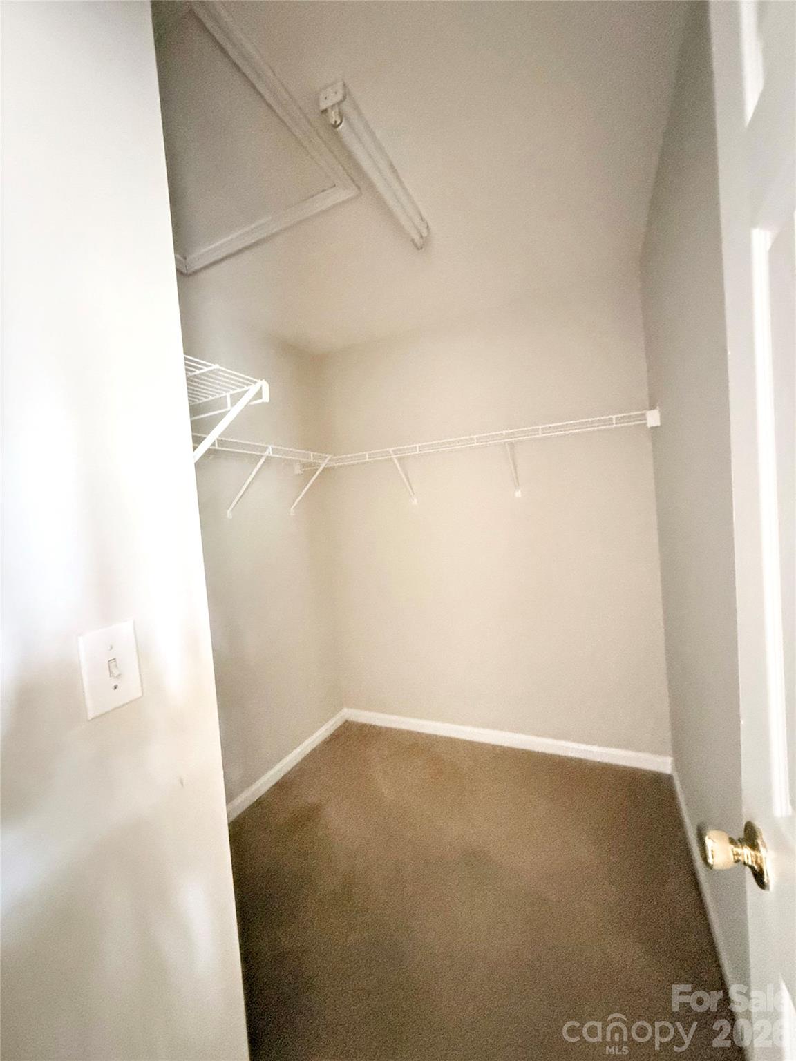9162 Exbury Court — Charlotte