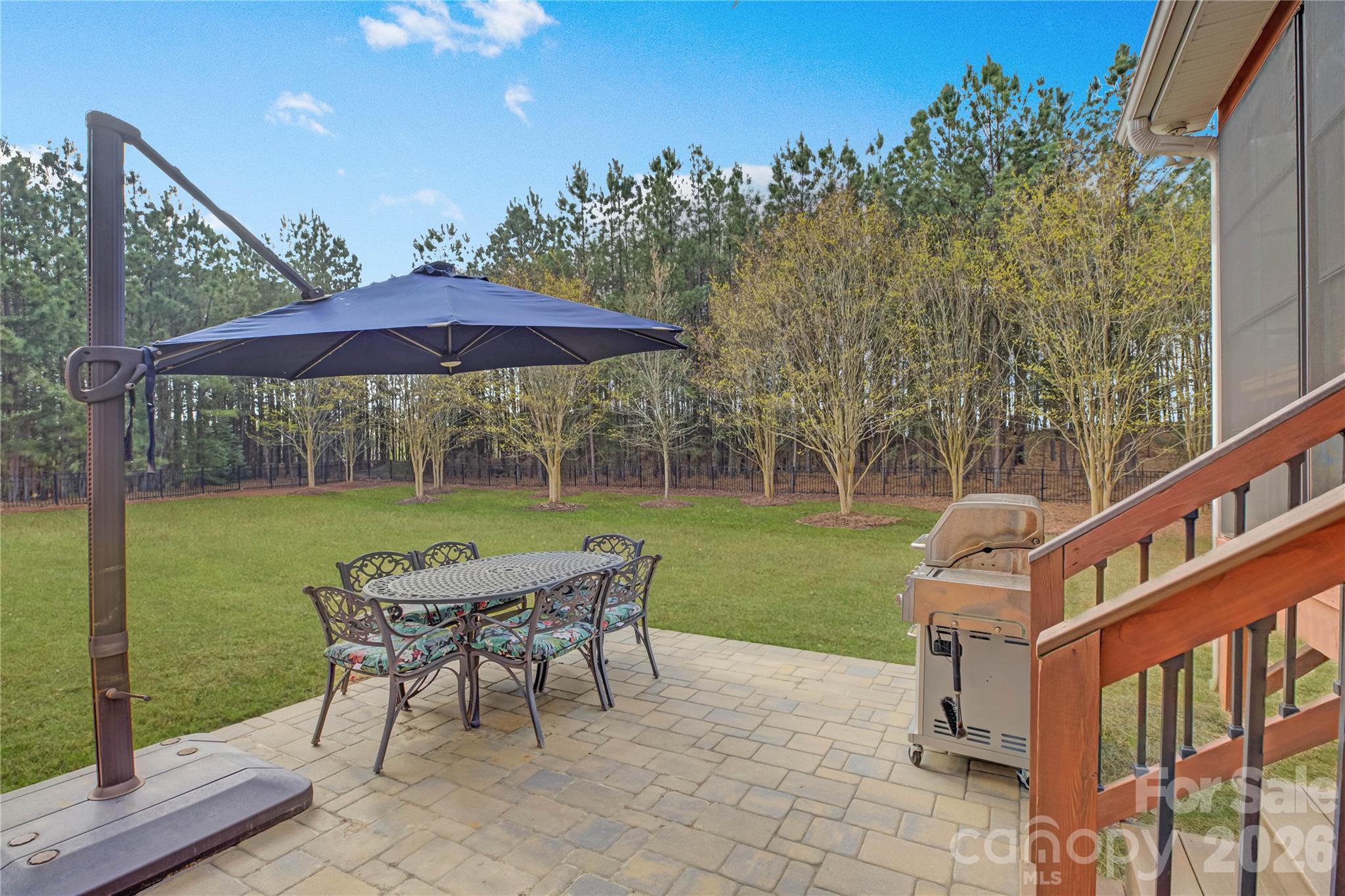 16518 Governors Club Court — Charlotte