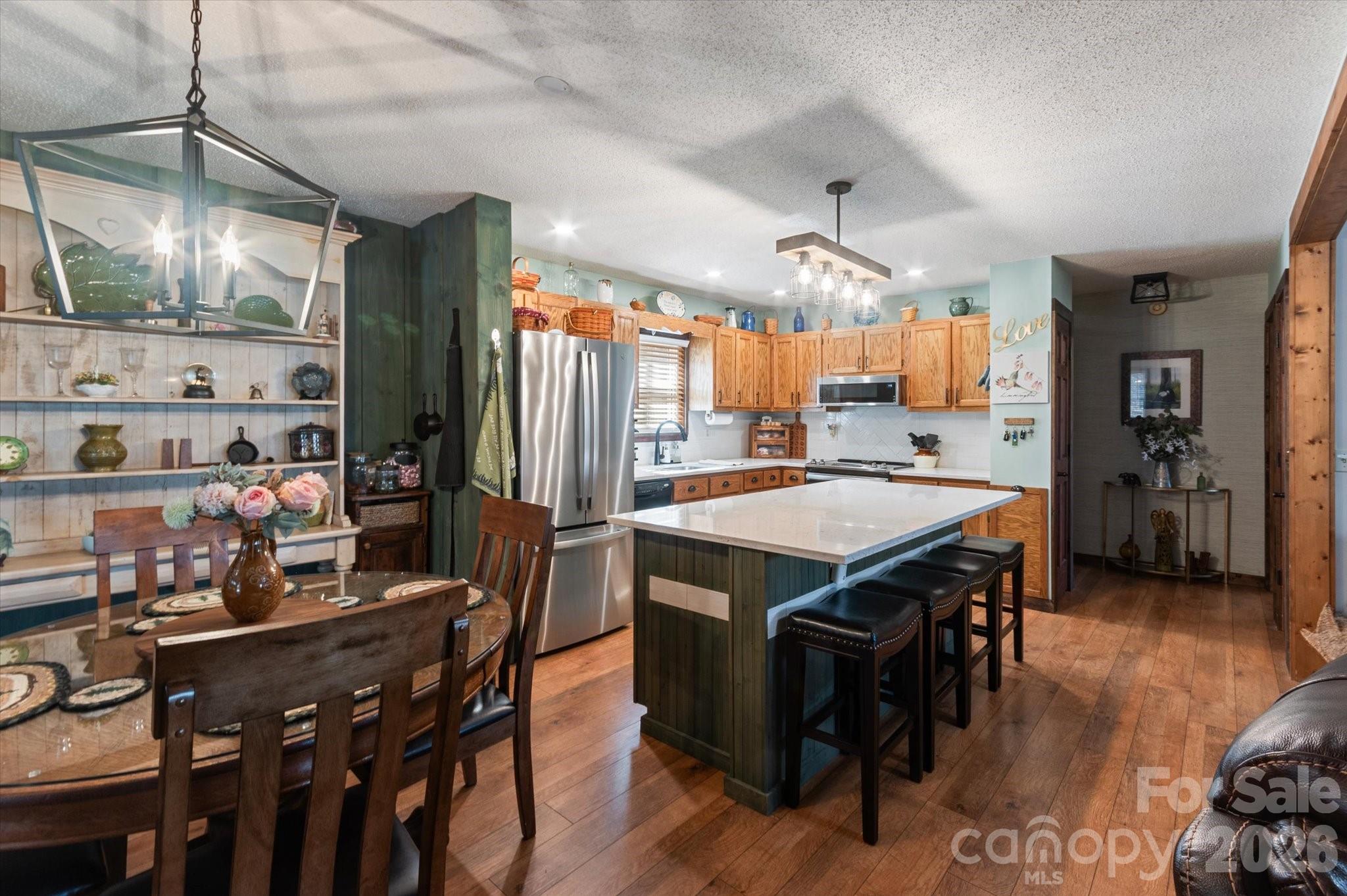 46 Hummingbird Drive — Maggie Valley