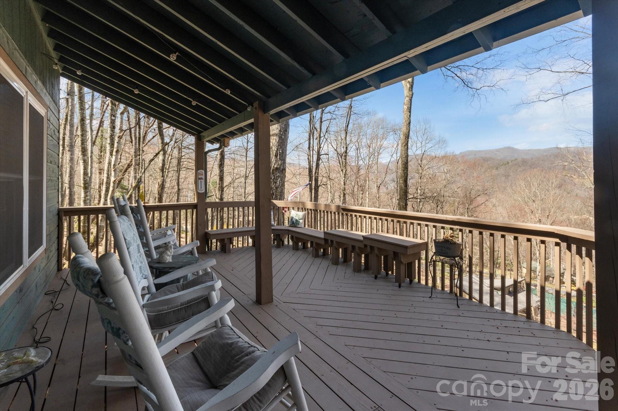 46 Hummingbird Drive — Maggie Valley