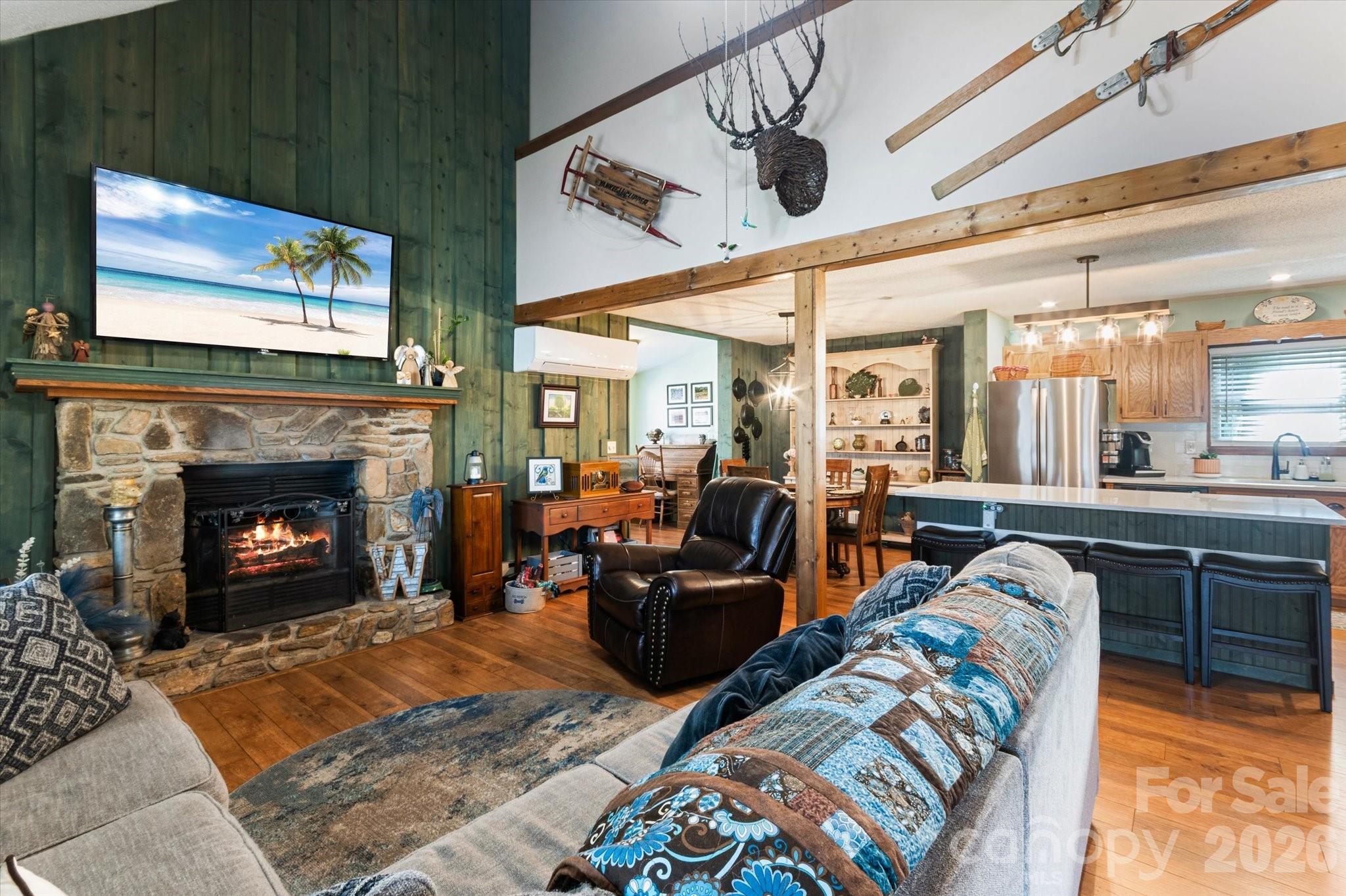 46 Hummingbird Drive — Maggie Valley