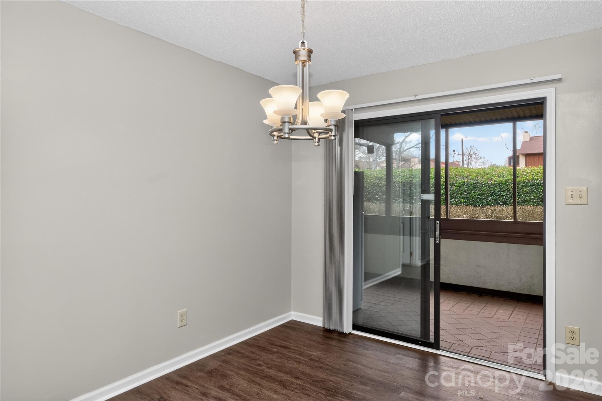 7302 Winery Lane — Charlotte