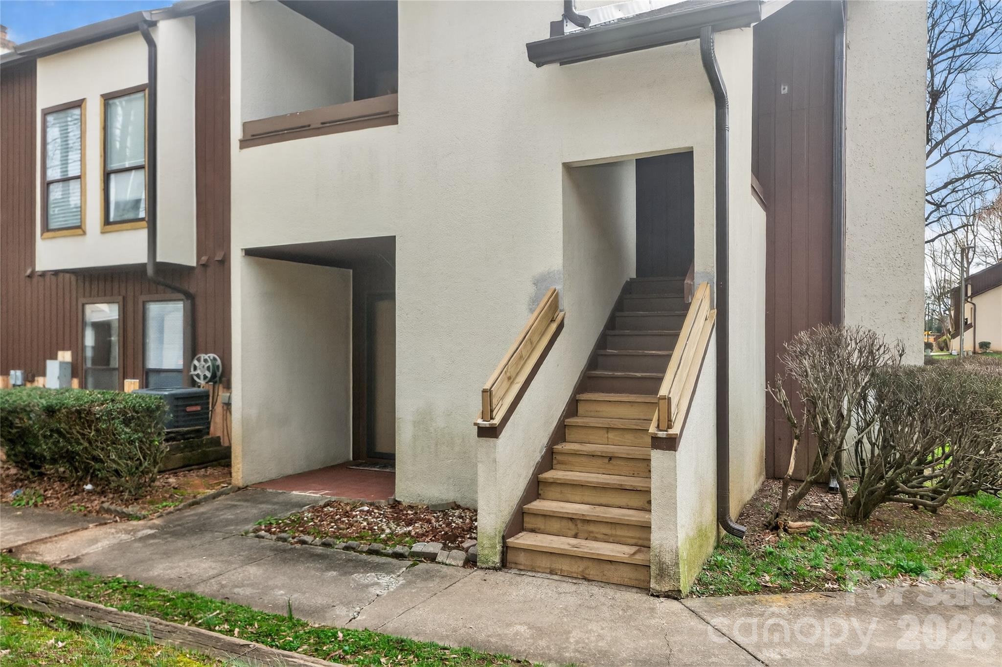 7302 Winery Lane — Charlotte