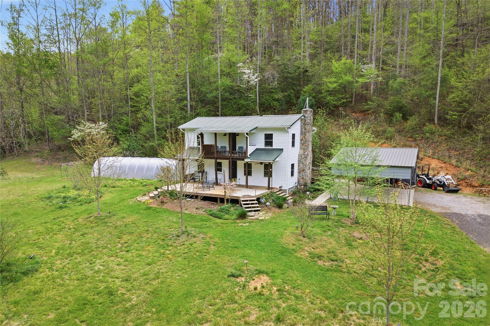 6470 Stone Mountain Road — Lenoir