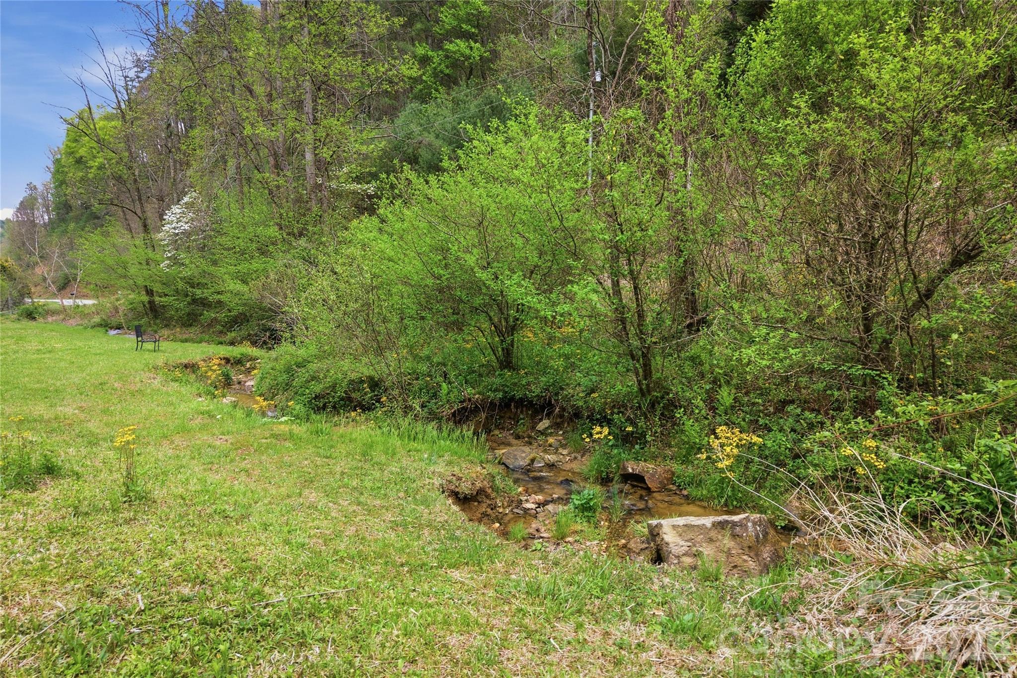 6470 Stone Mountain Road — Lenoir