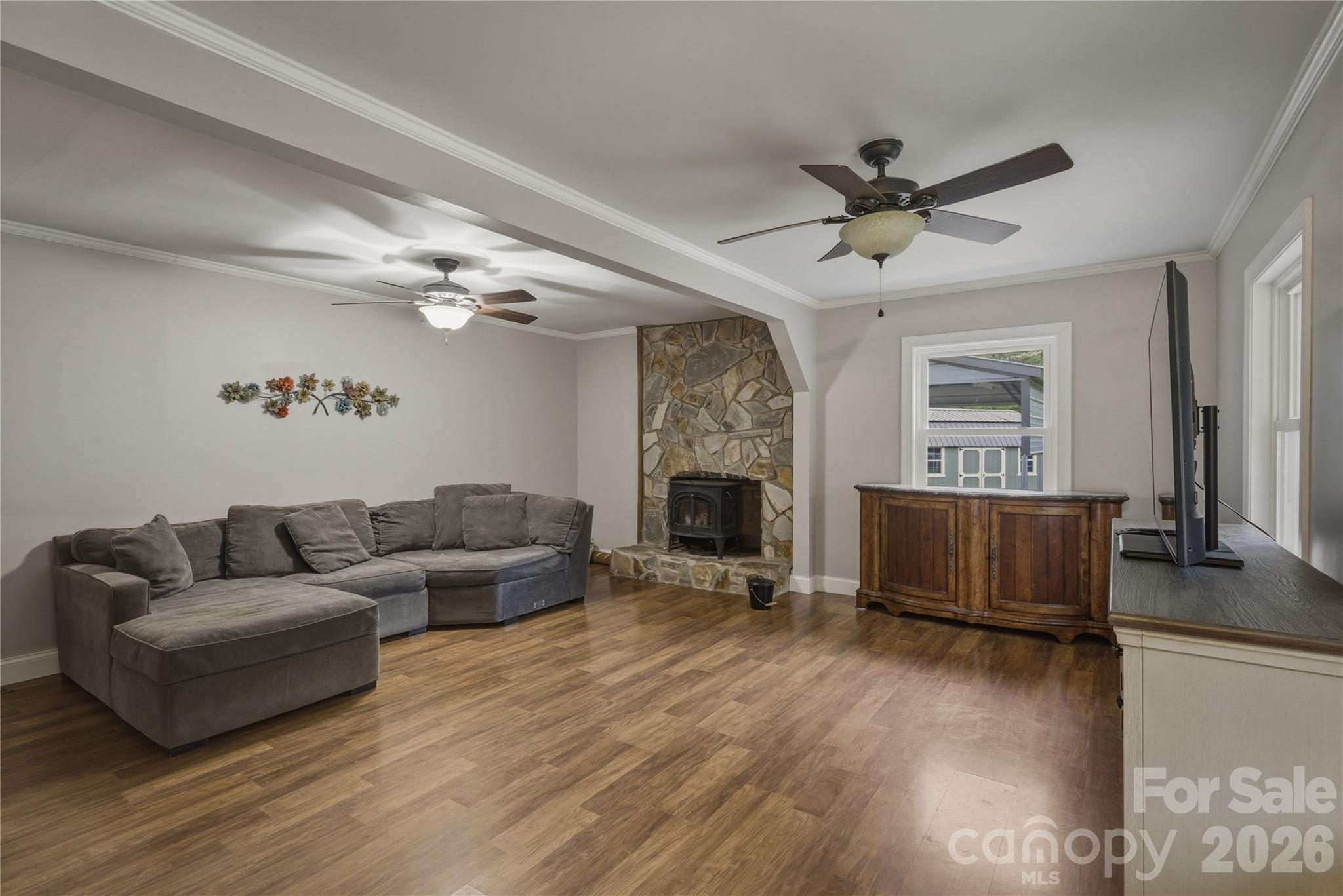 6470 Stone Mountain Road — Lenoir