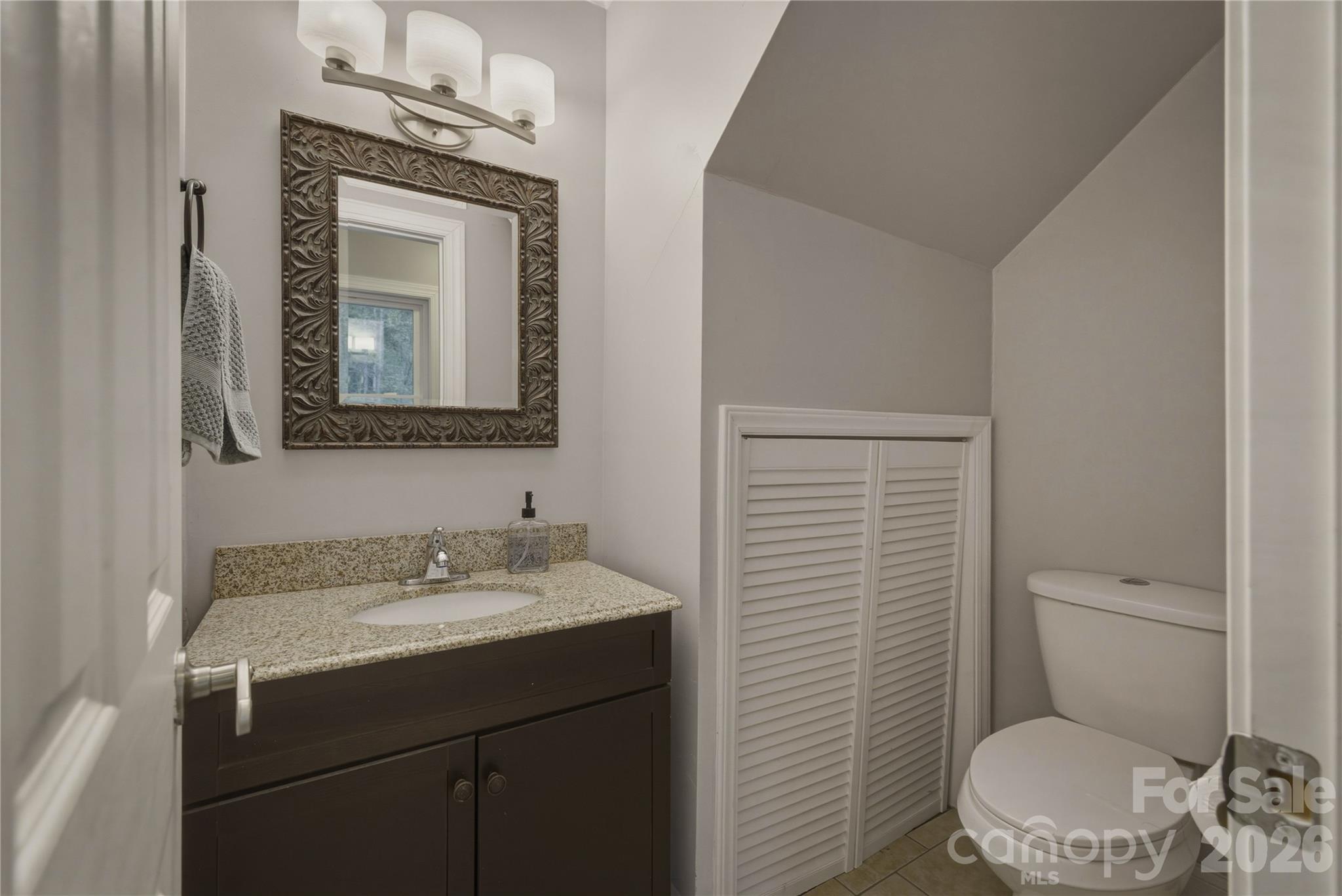6470 Stone Mountain Road — Lenoir