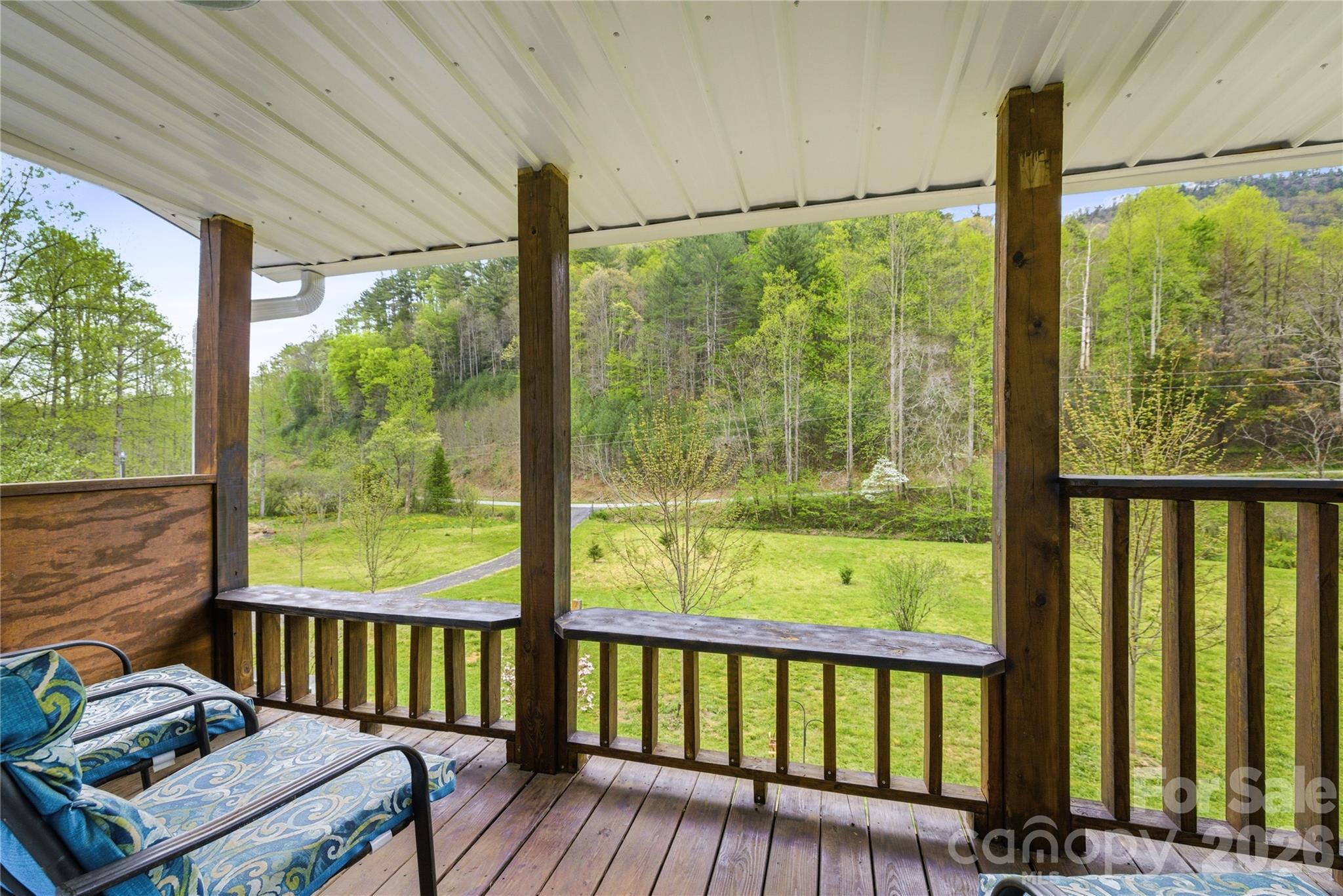 6470 Stone Mountain Road — Lenoir