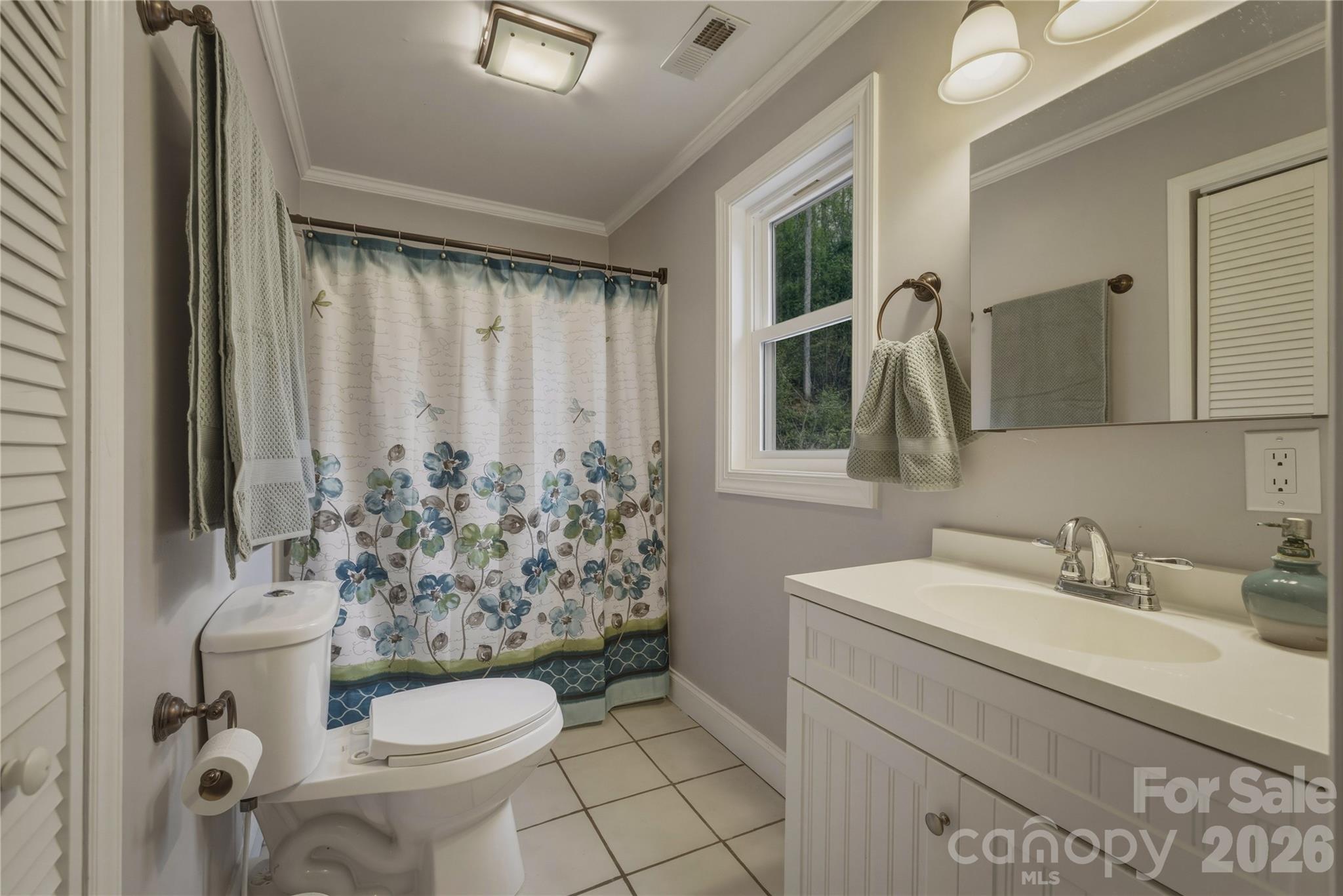 6470 Stone Mountain Road — Lenoir