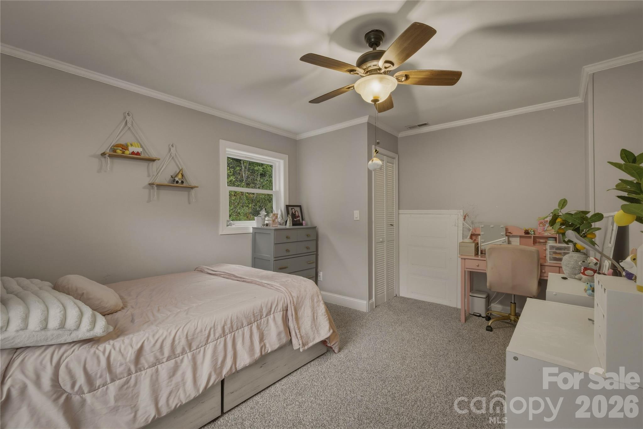 6470 Stone Mountain Road — Lenoir
