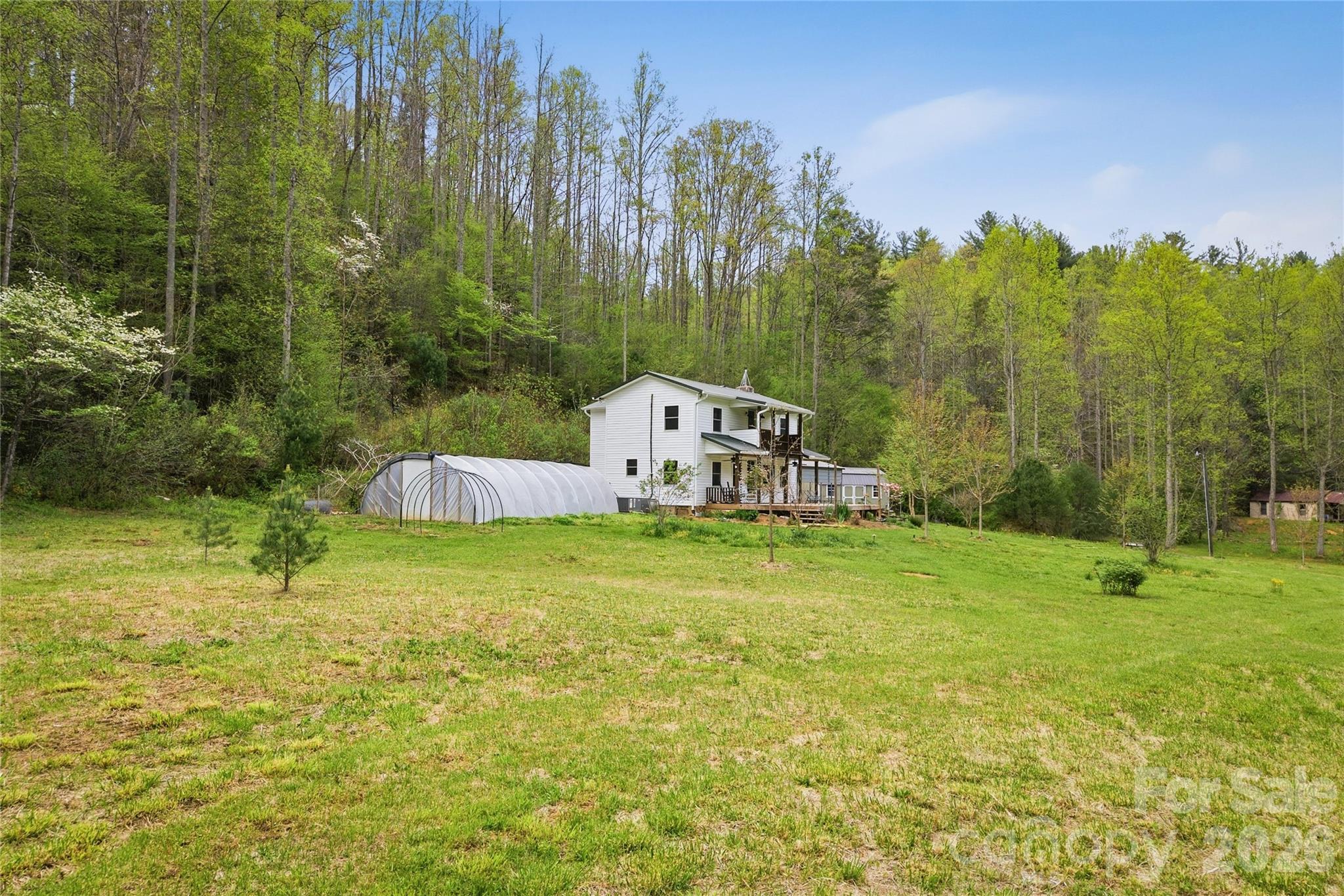 6470 Stone Mountain Road — Lenoir