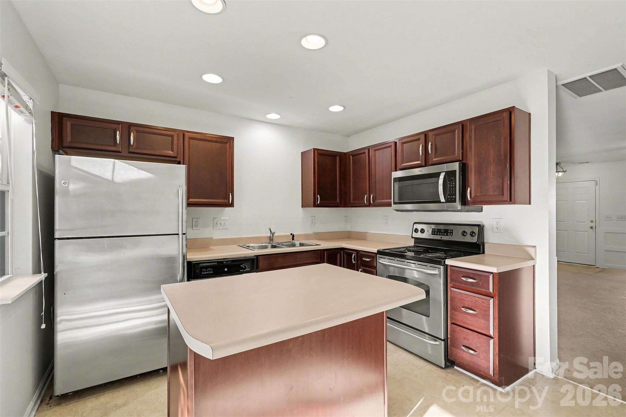 2515 Brackley Place NW — Concord