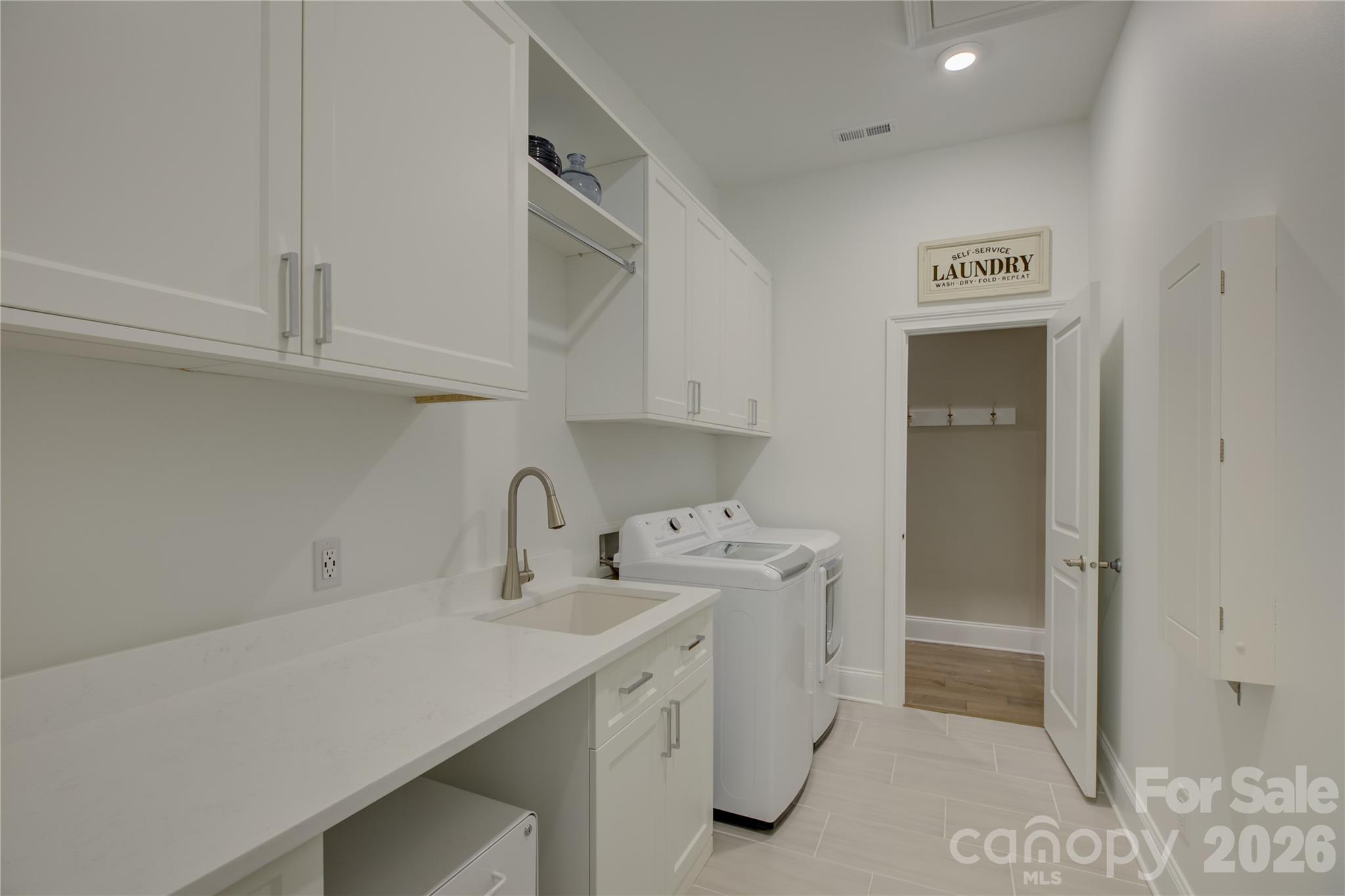 14619 Crosswater Lane — Charlotte
