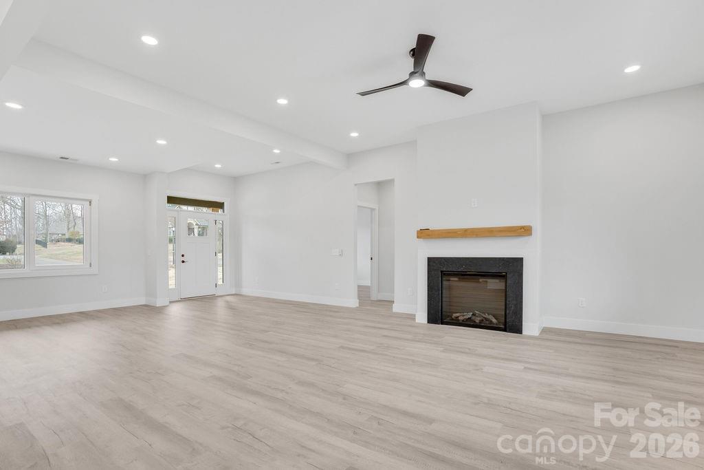 1500 Avalon Oaks Court — Dallas