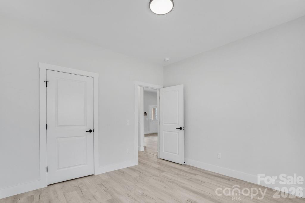 1500 Avalon Oaks Court — Dallas