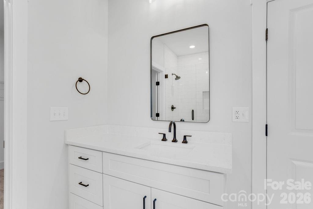 1500 Avalon Oaks Court — Dallas
