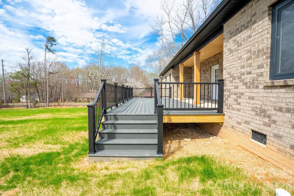 1500 Avalon Oaks Court — Dallas