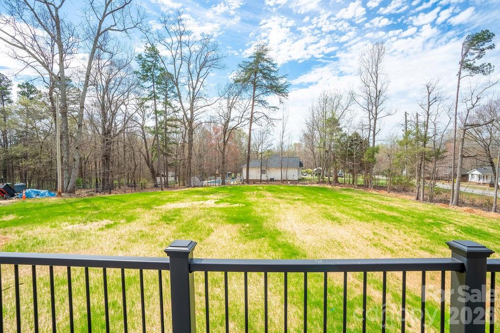 1500 Avalon Oaks Court — Dallas