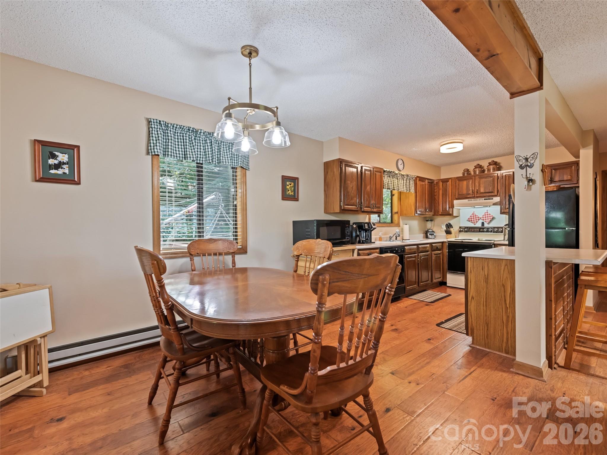 1672 Summit Drive — Maggie Valley