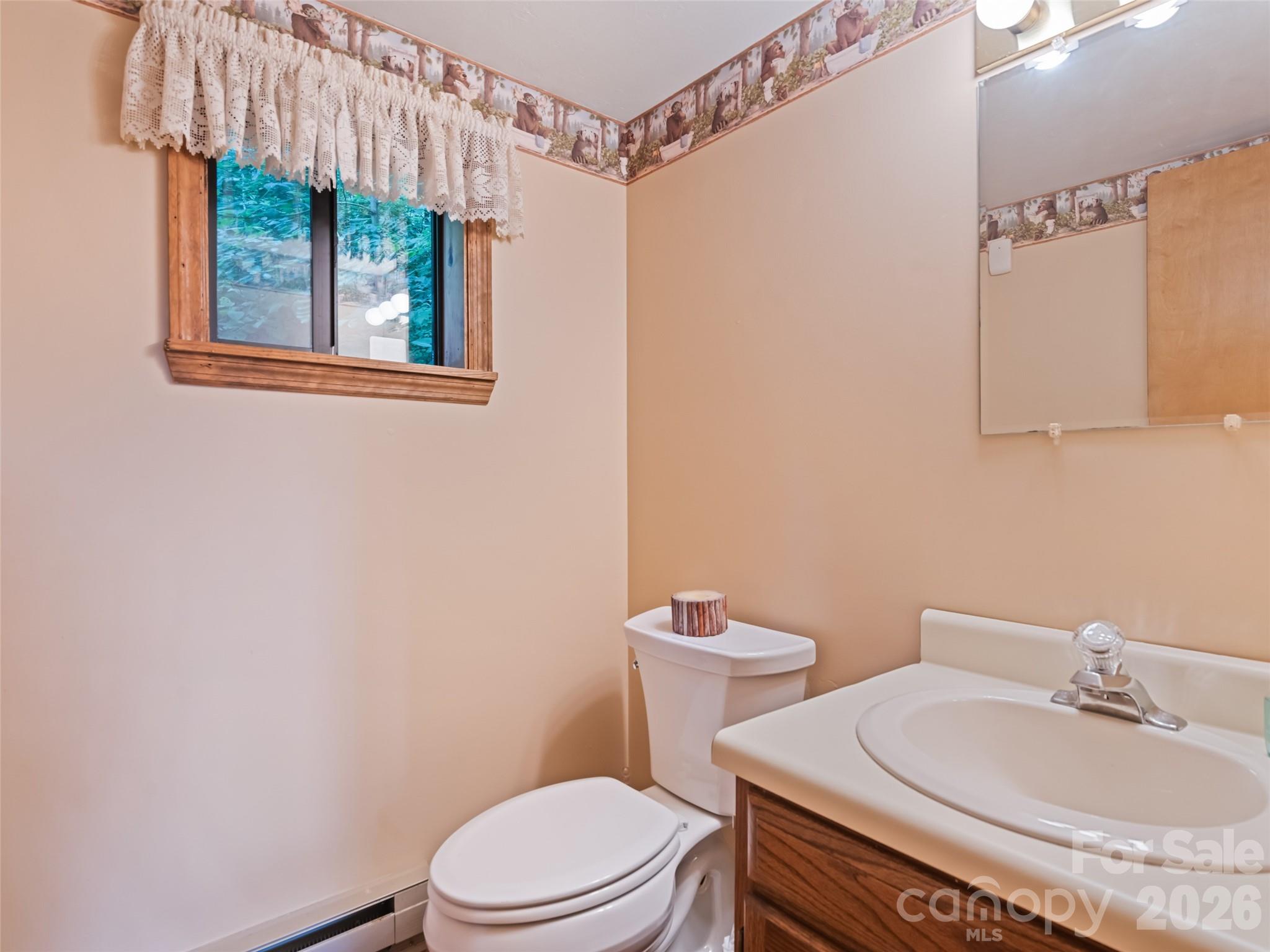 1672 Summit Drive — Maggie Valley