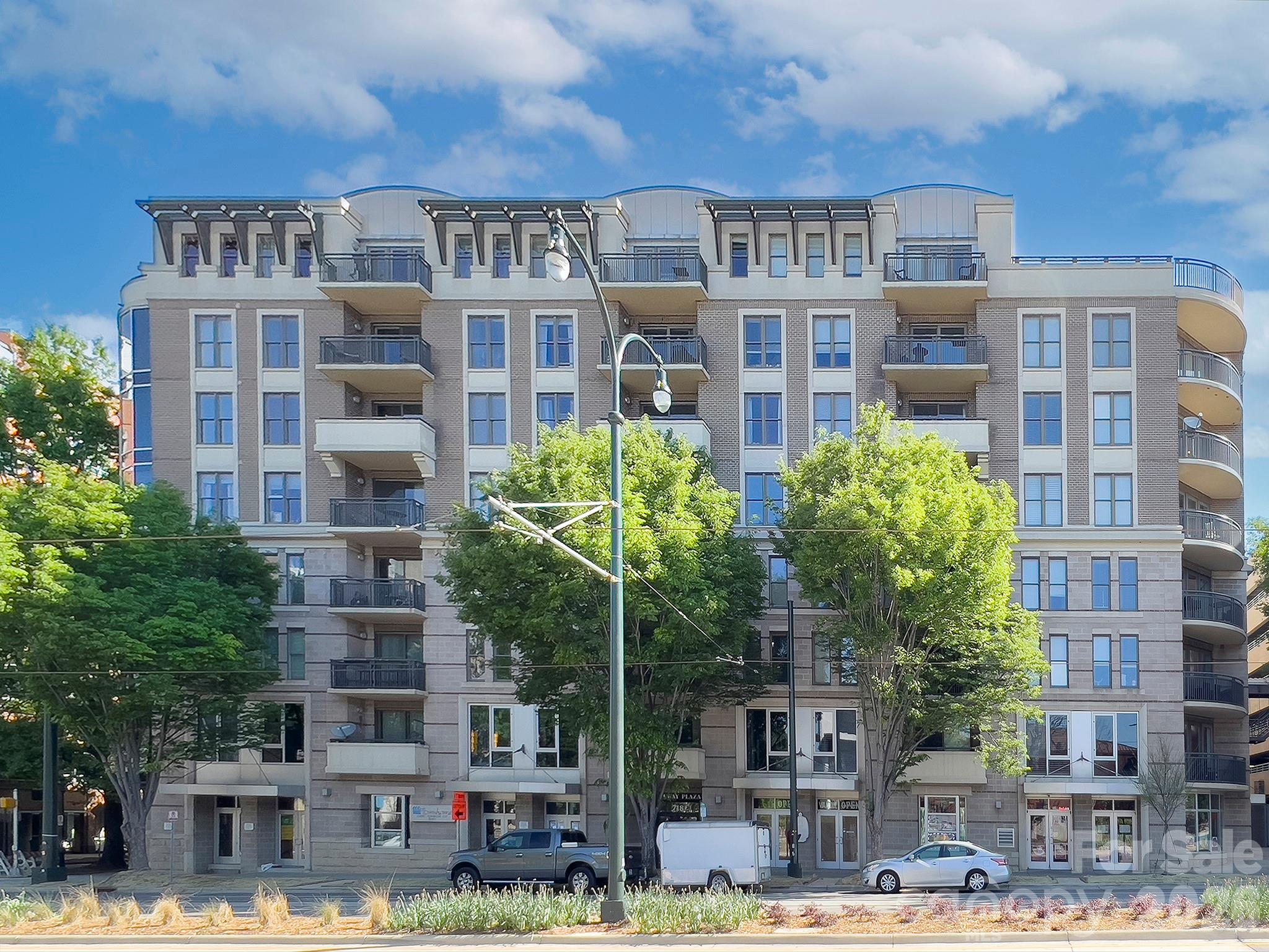 718 W Trade Street #604 — Charlotte