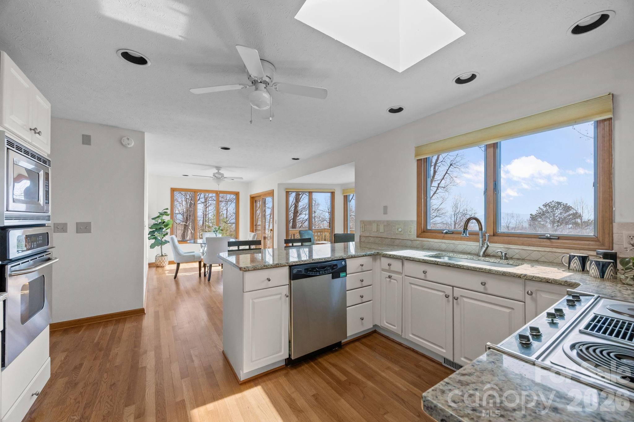 1105 High Vista Drive — Mills River