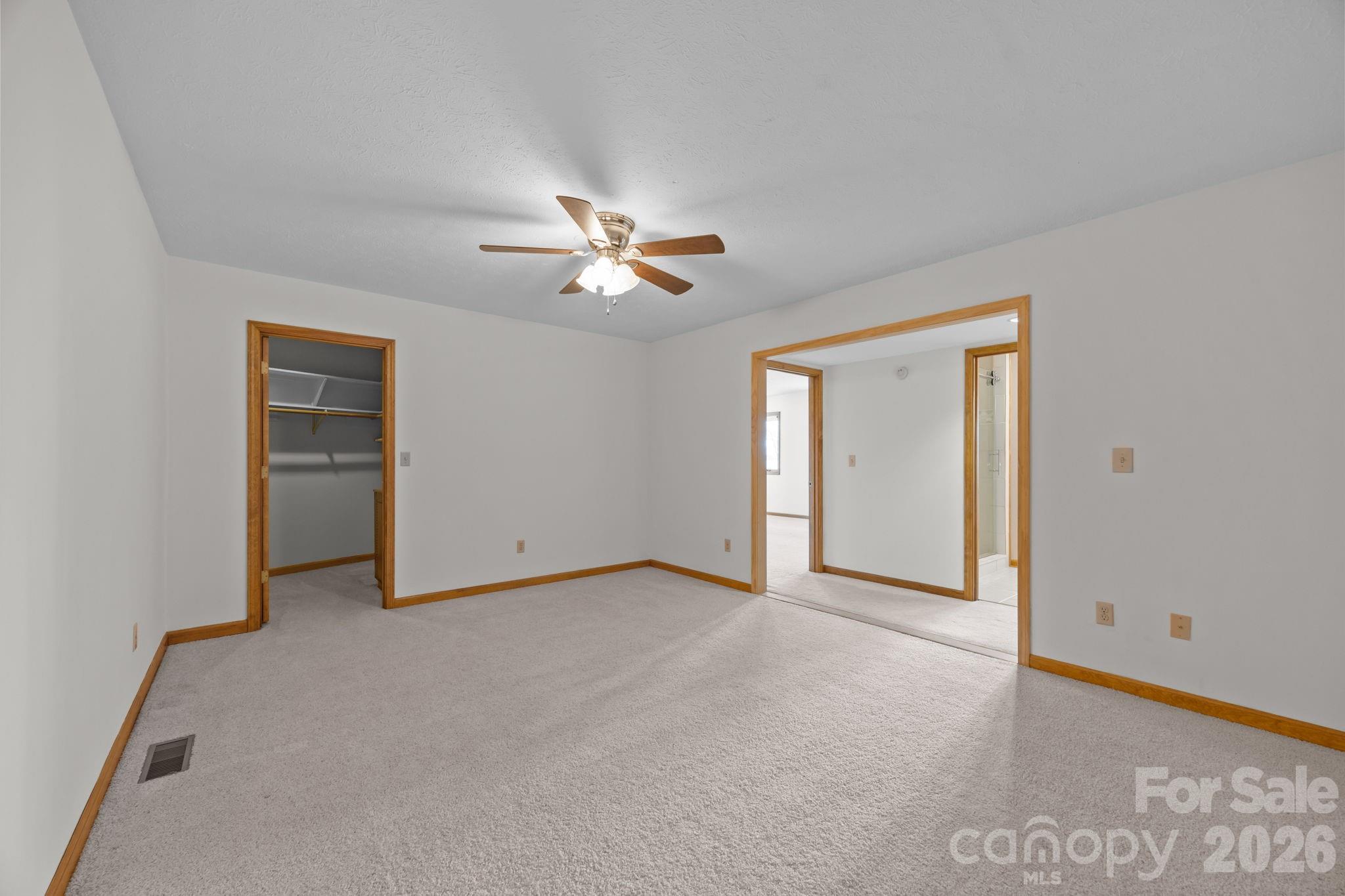 1105 High Vista Drive — Mills River