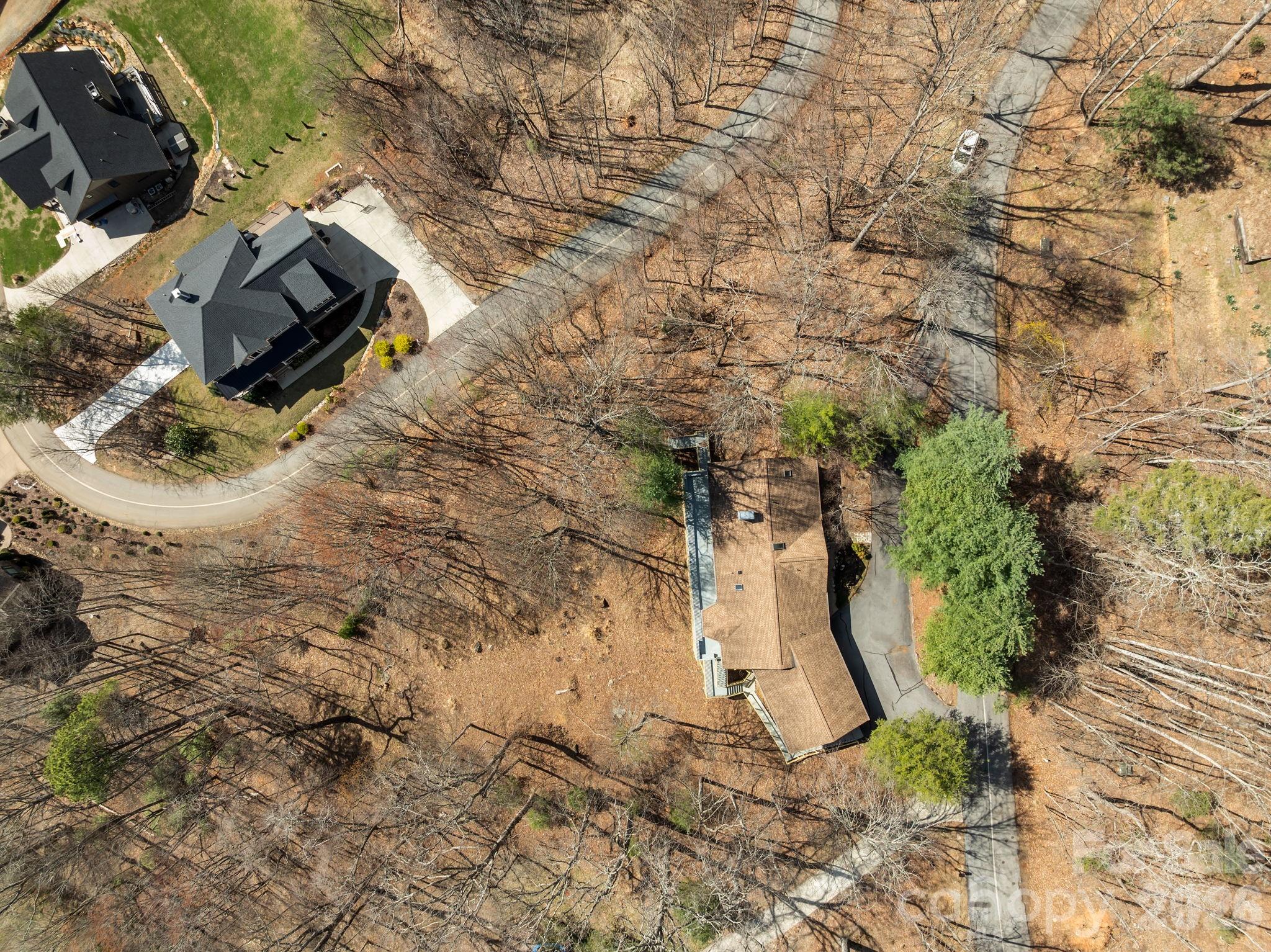 1105 High Vista Drive — Mills River