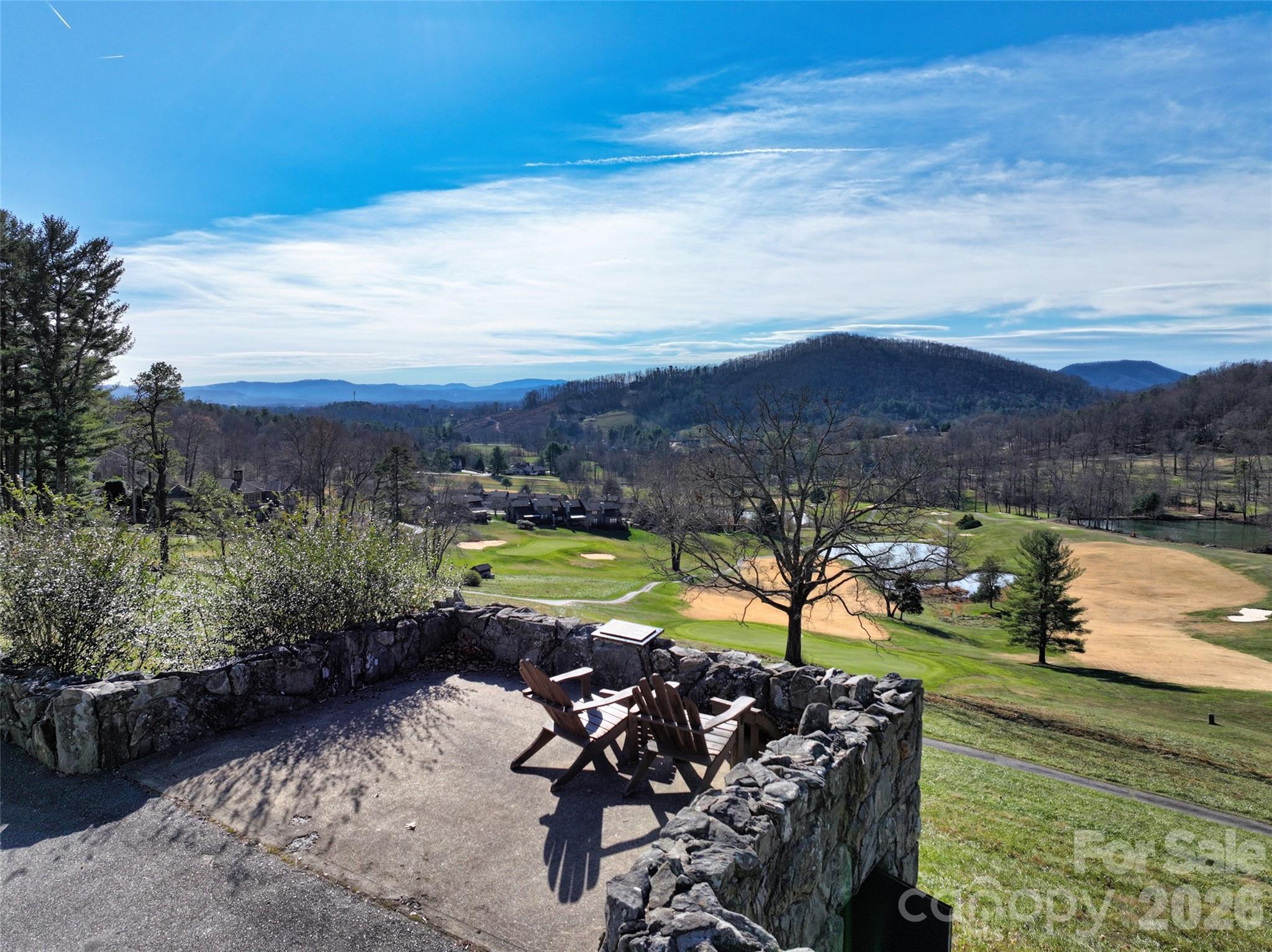 1105 High Vista Drive — Mills River