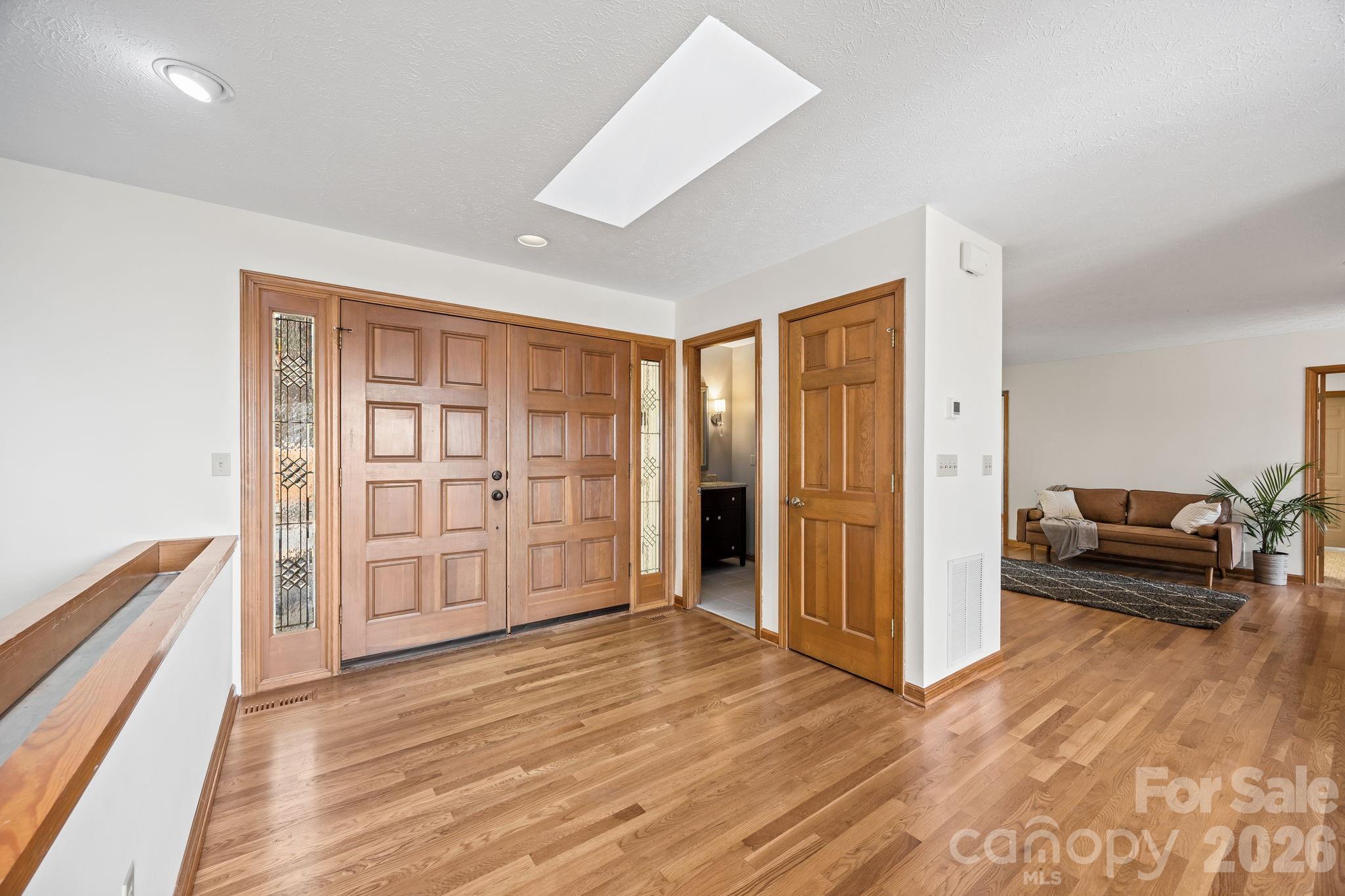 1105 High Vista Drive — Mills River