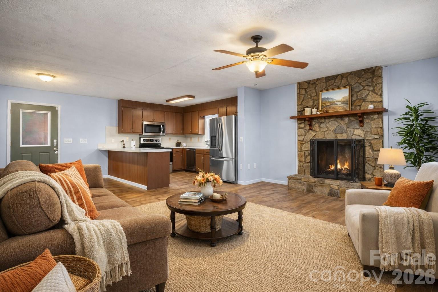 1481 Levi Lane — Lenoir