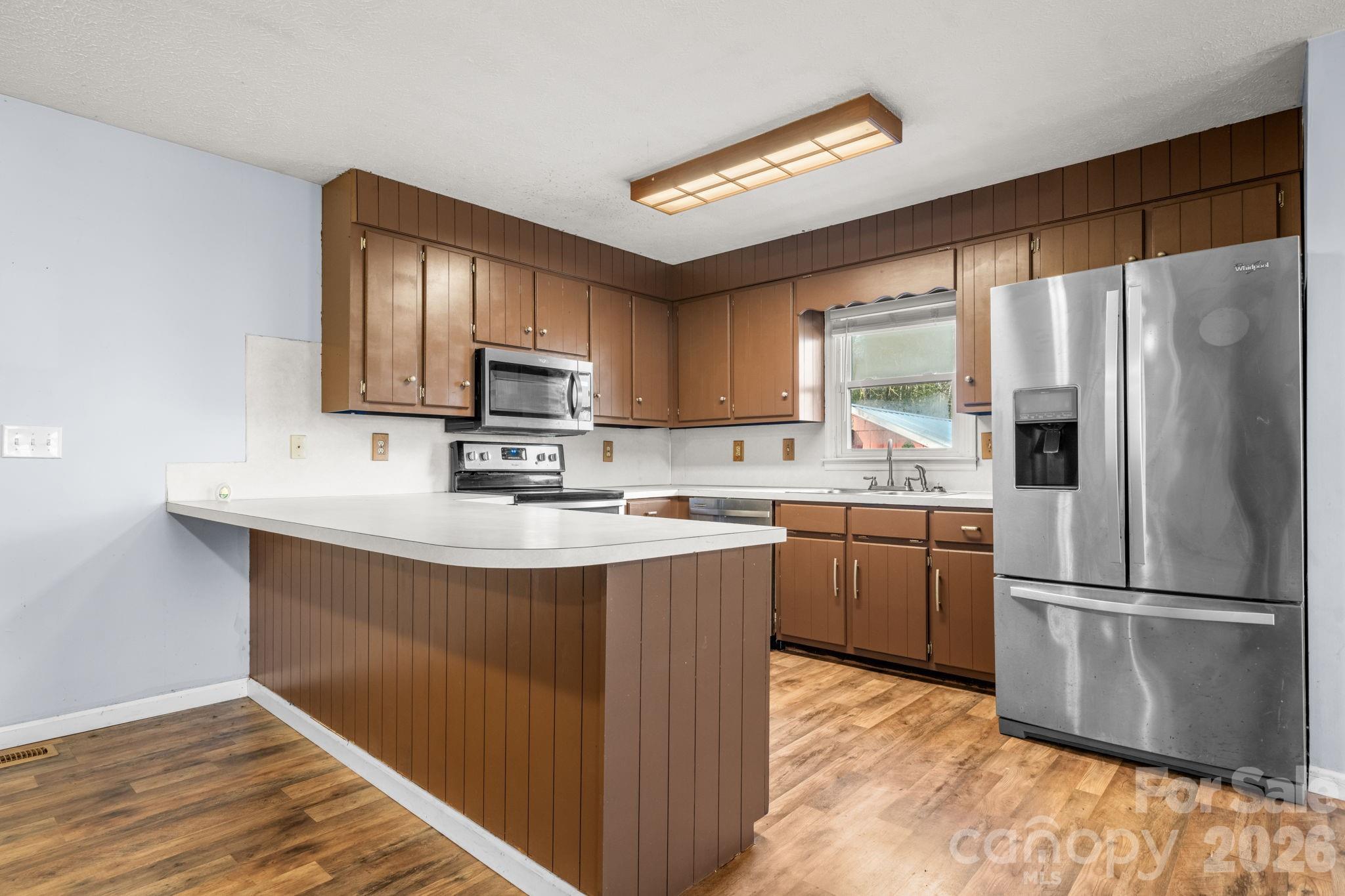1481 Levi Lane — Lenoir