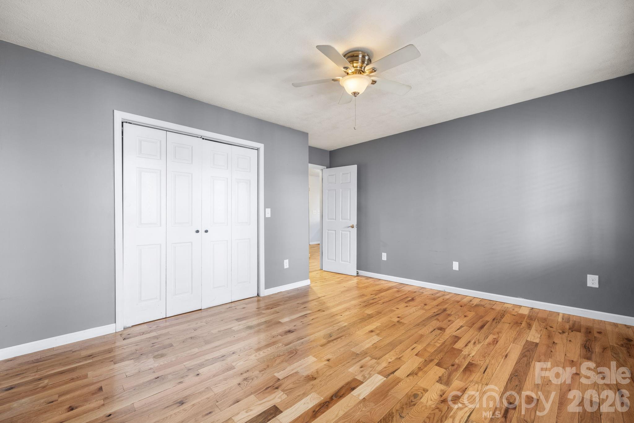 1481 Levi Lane — Lenoir