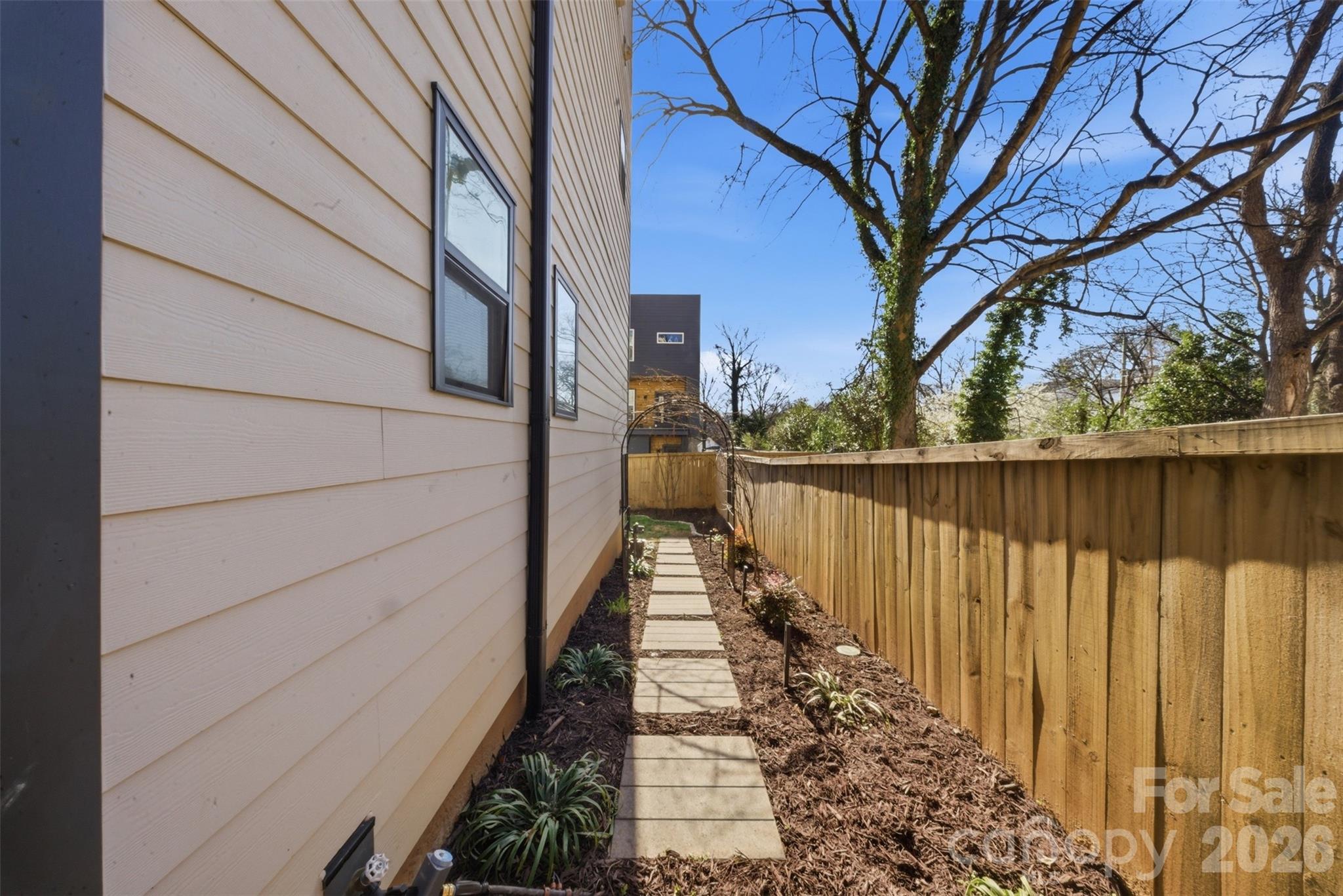 1602 Julia Maulden Place — Charlotte