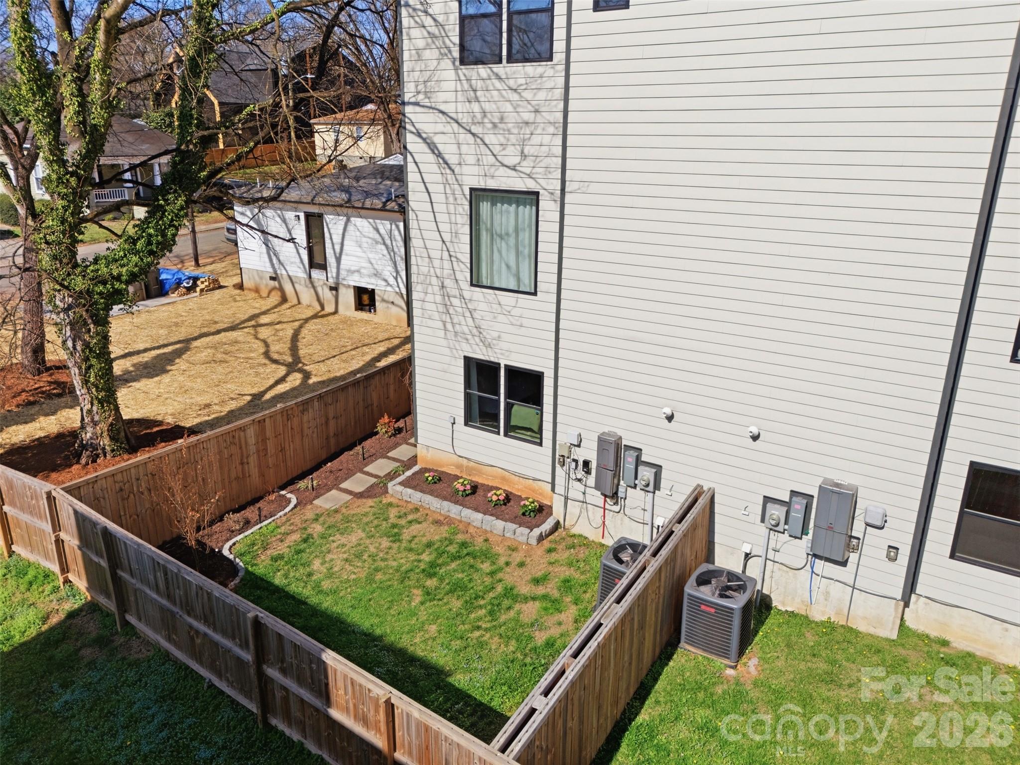 1602 Julia Maulden Place — Charlotte