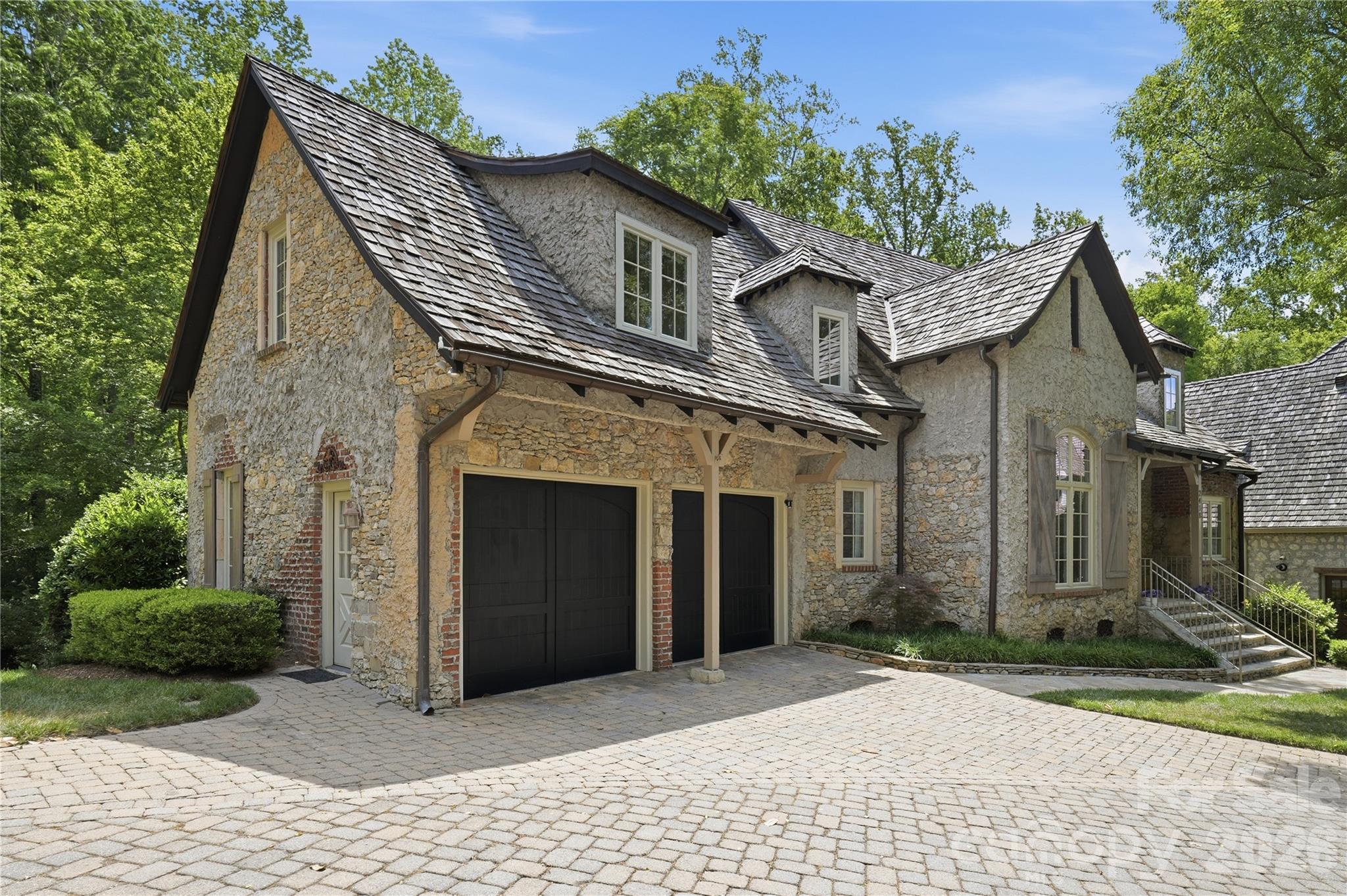 2418 La Maison Drive — Charlotte