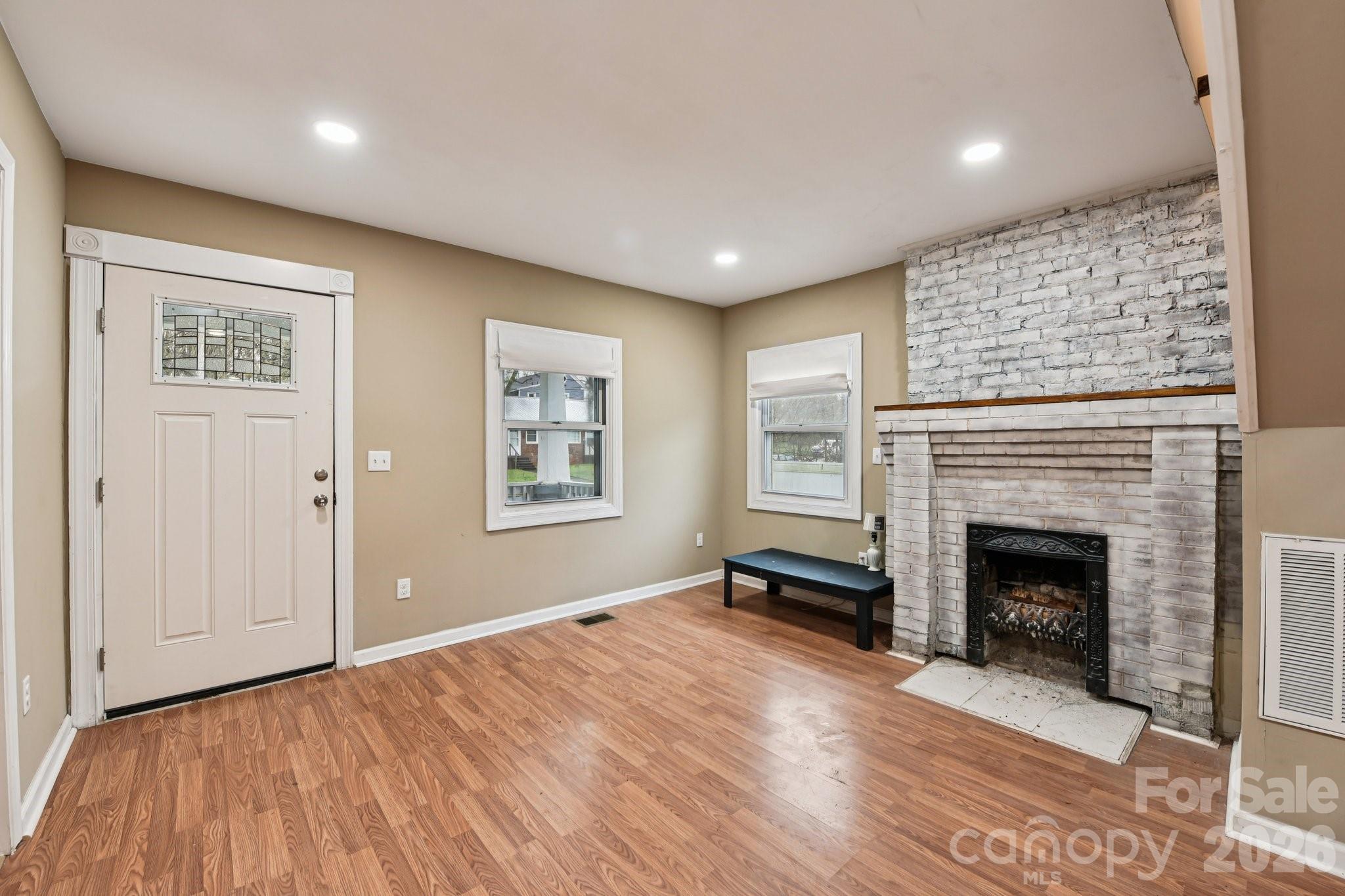 209 W Marsh Street — Salisbury