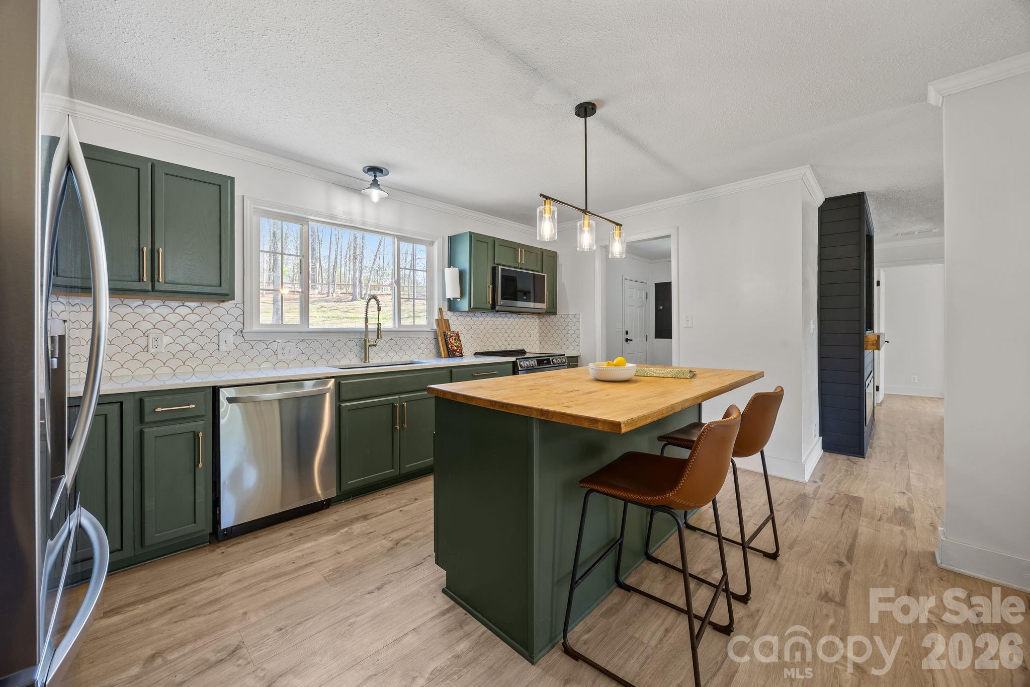 3057 Fountainview Avenue — Concord