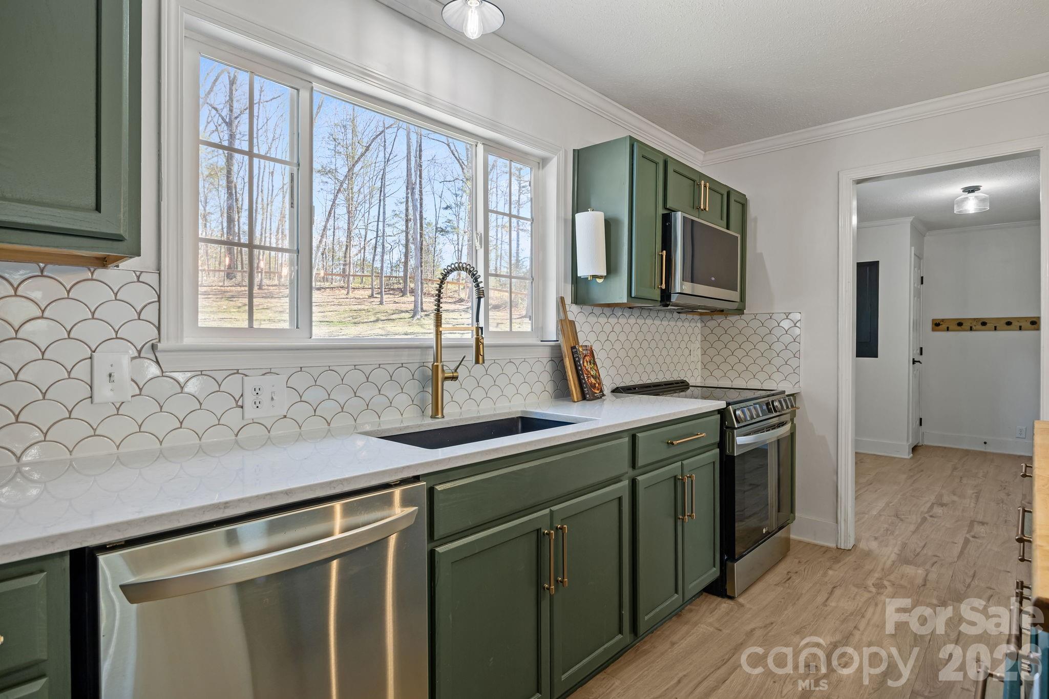 3057 Fountainview Avenue — Concord