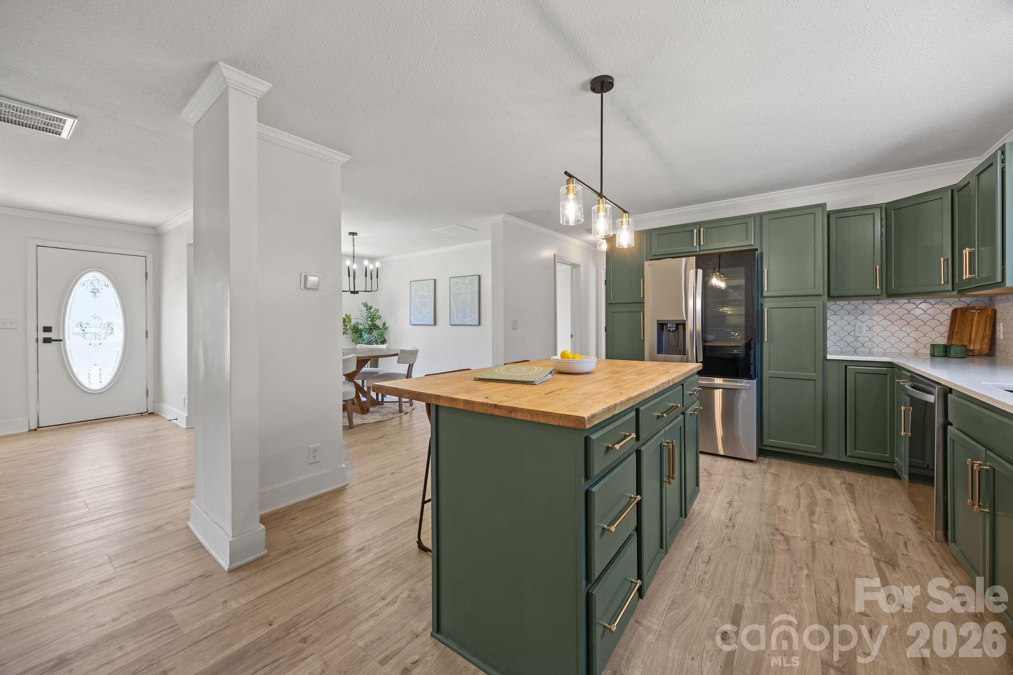 3057 Fountainview Avenue — Concord