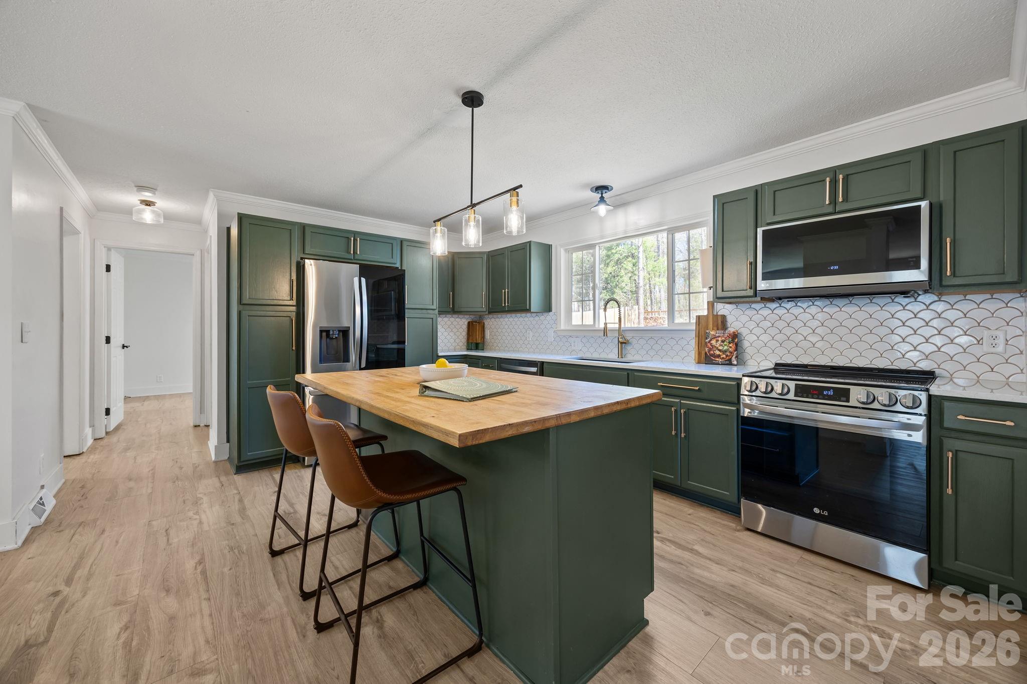 3057 Fountainview Avenue — Concord