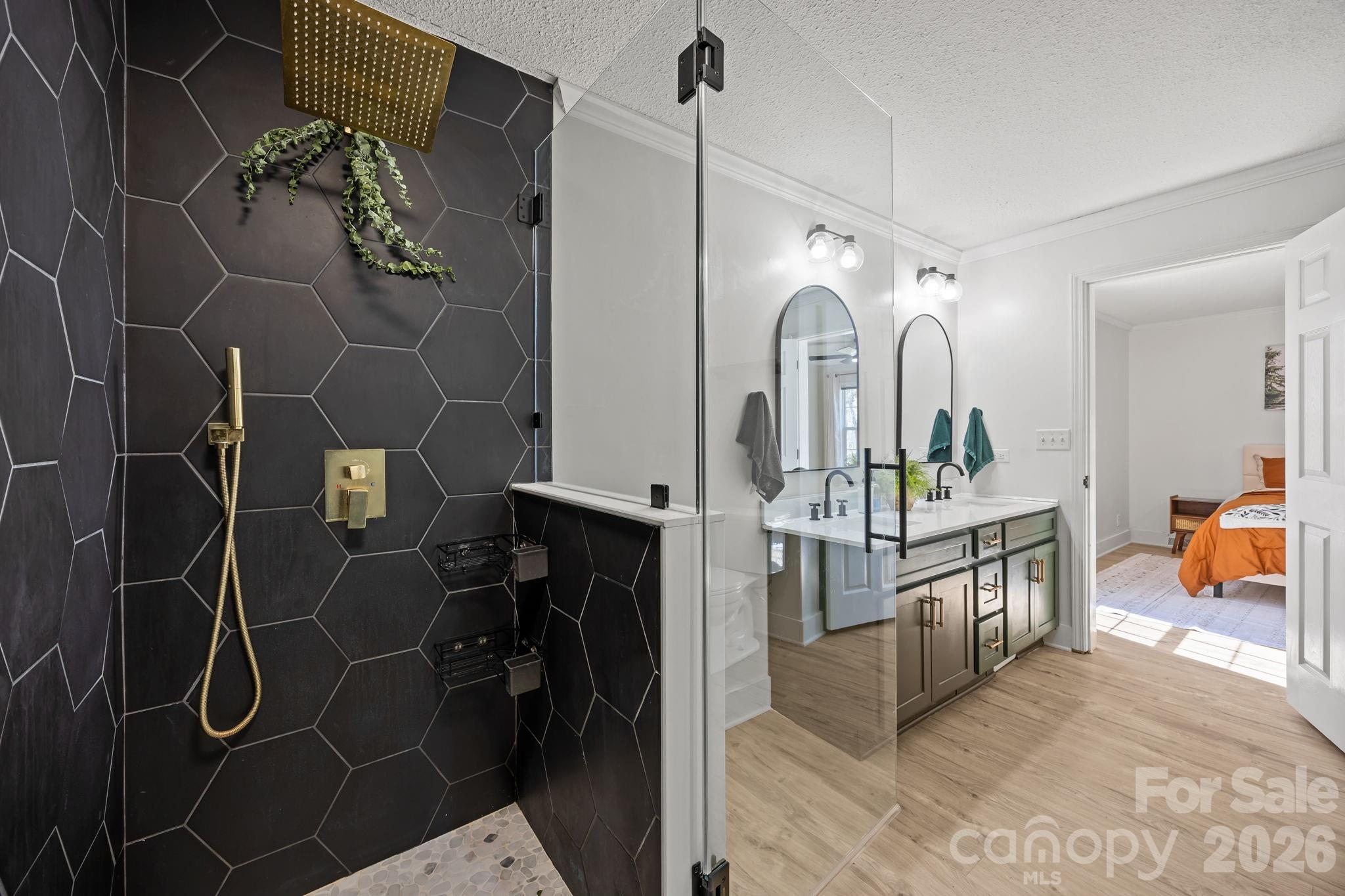 3057 Fountainview Avenue — Concord