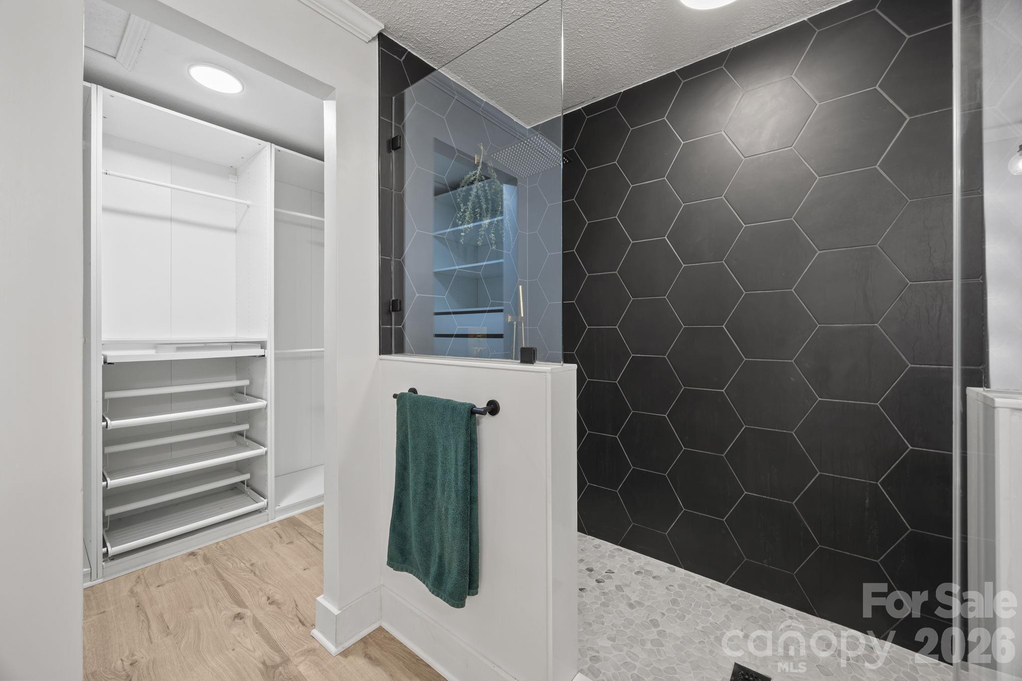 3057 Fountainview Avenue — Concord