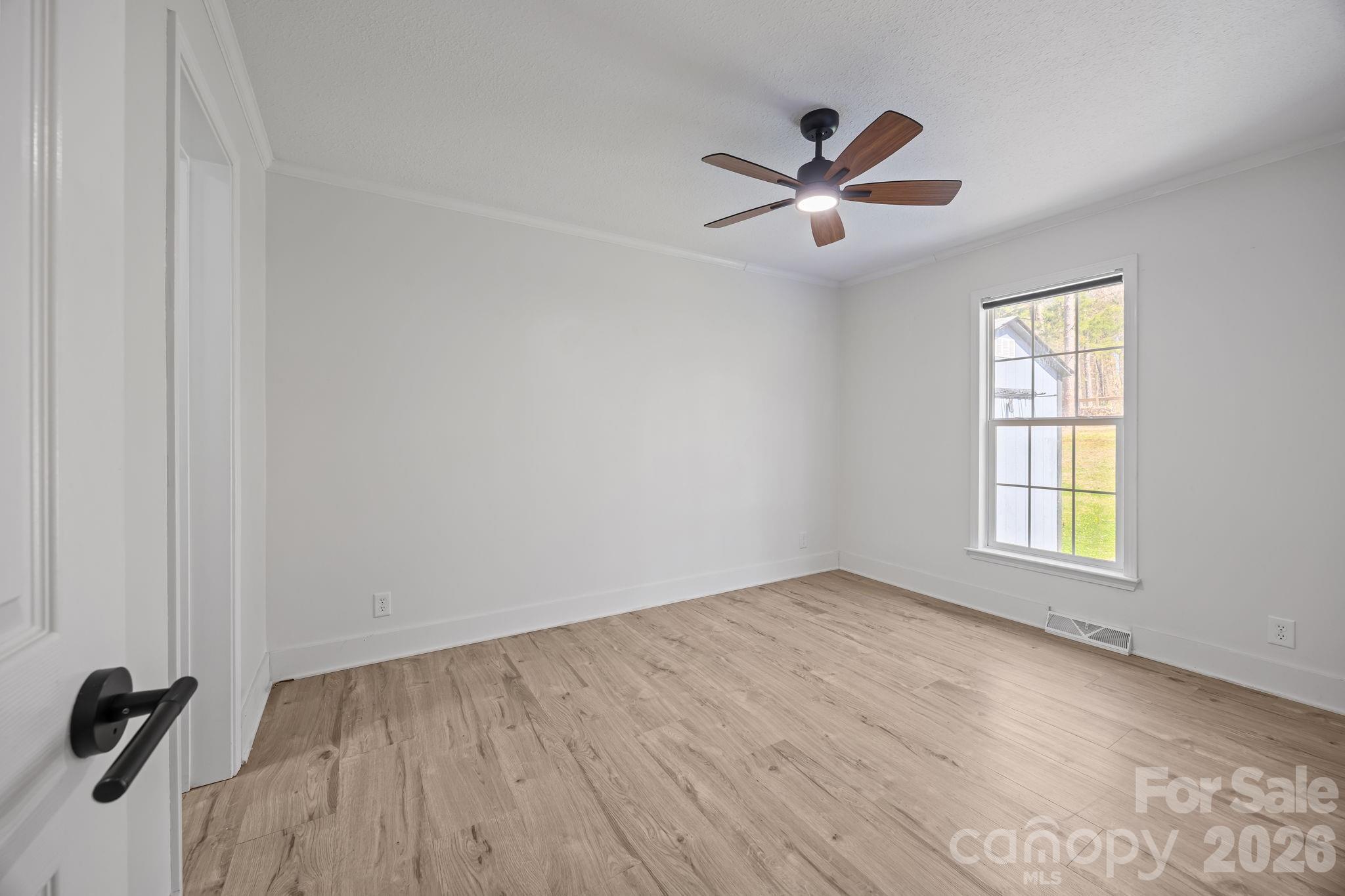3057 Fountainview Avenue — Concord