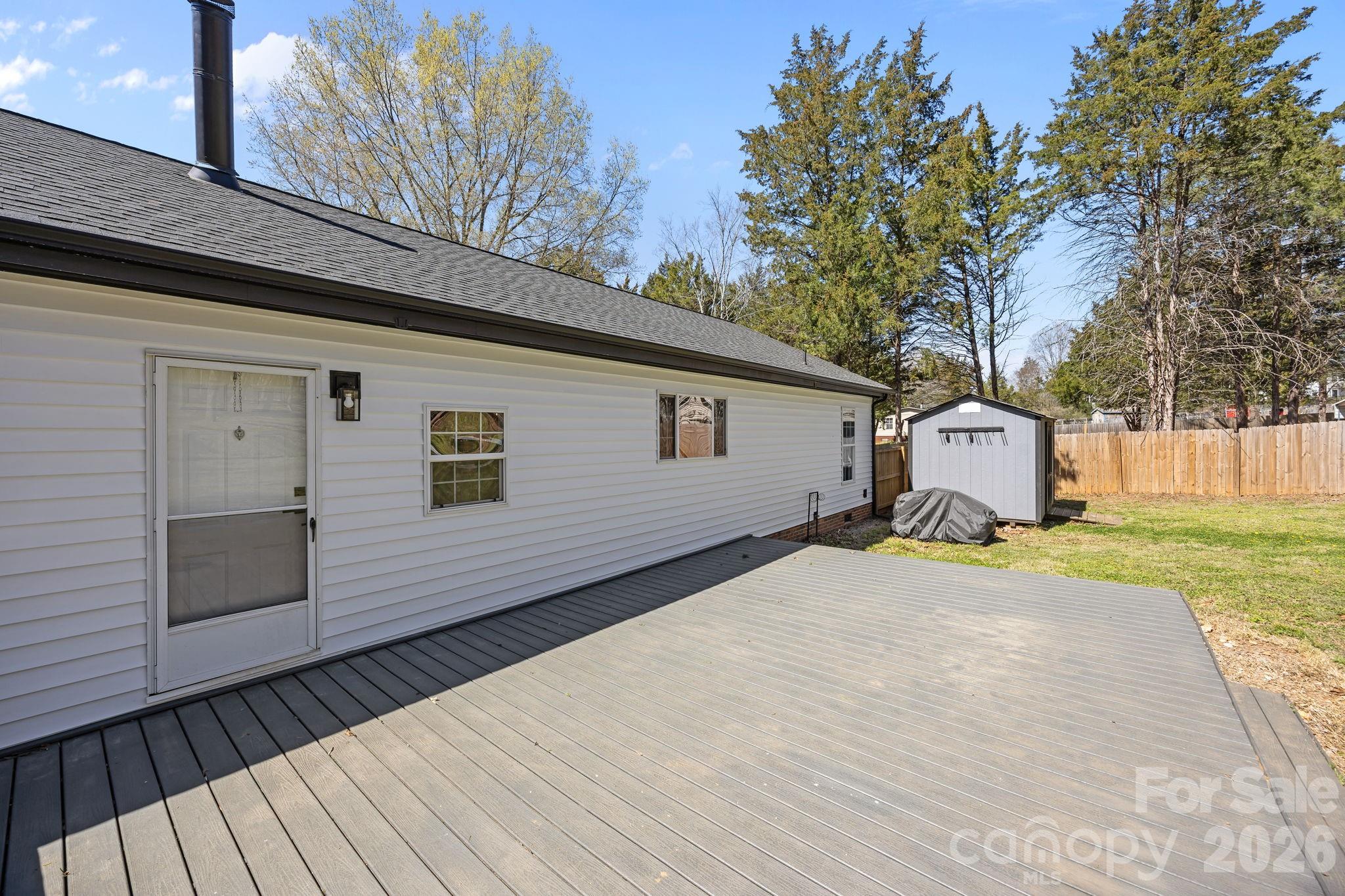 3057 Fountainview Avenue — Concord