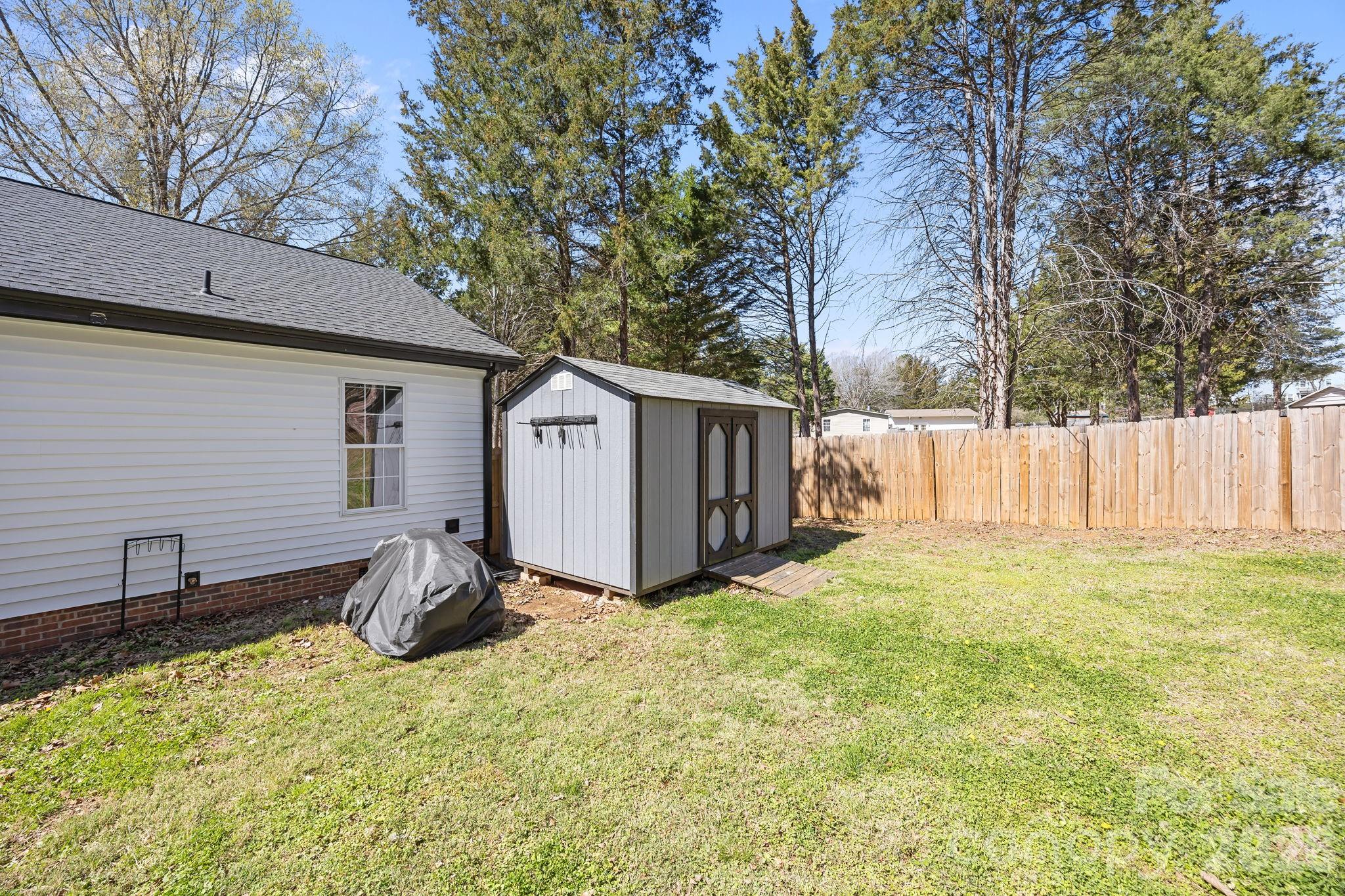 3057 Fountainview Avenue — Concord