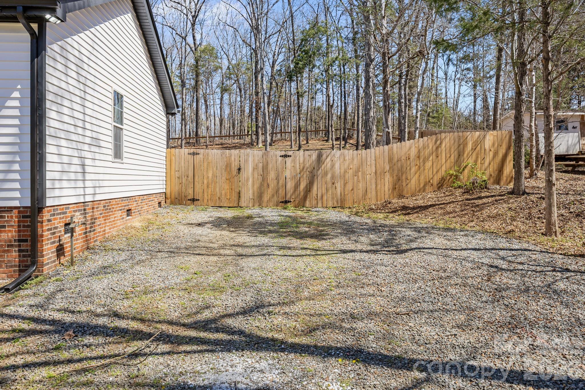 3057 Fountainview Avenue — Concord
