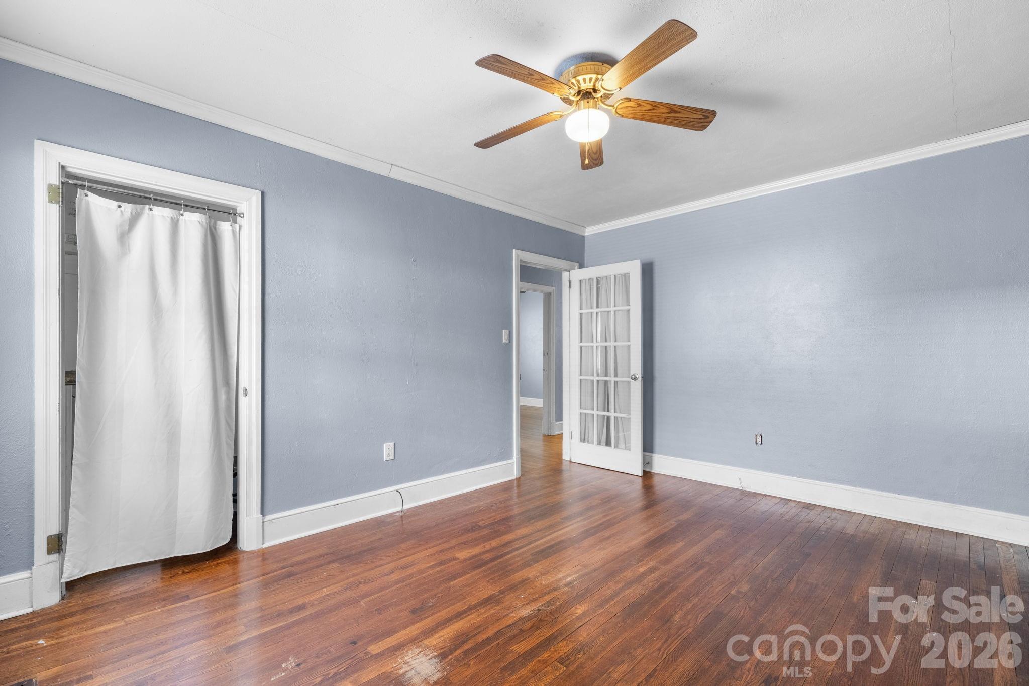 1339 11th Street NW — Hickory